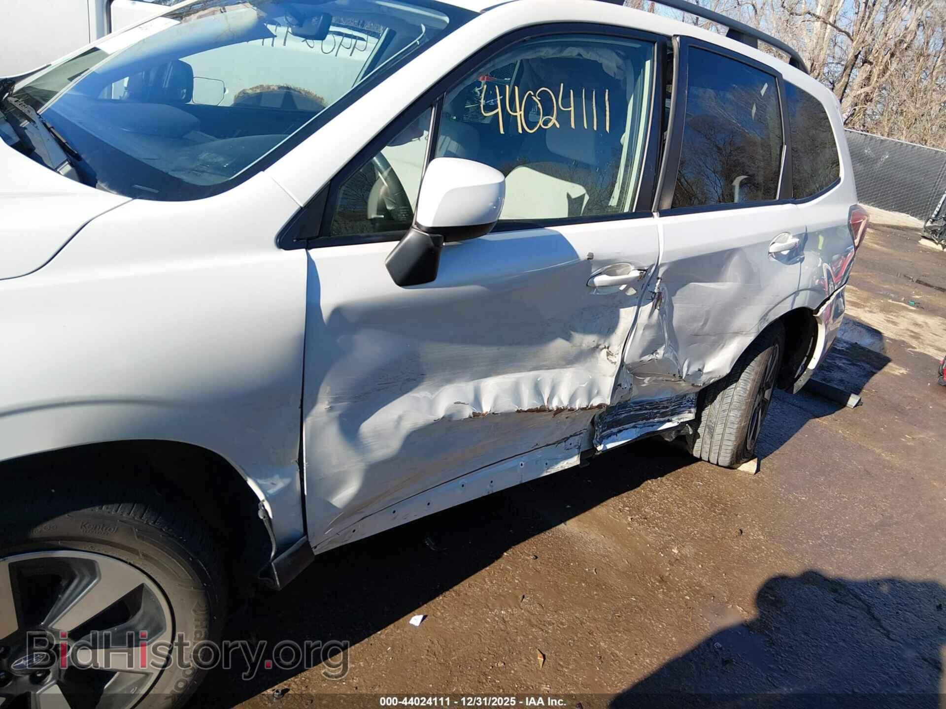 2017 SUBARU FORESTER - VIN: JF2SJAEC8HH477854 - Фото 6