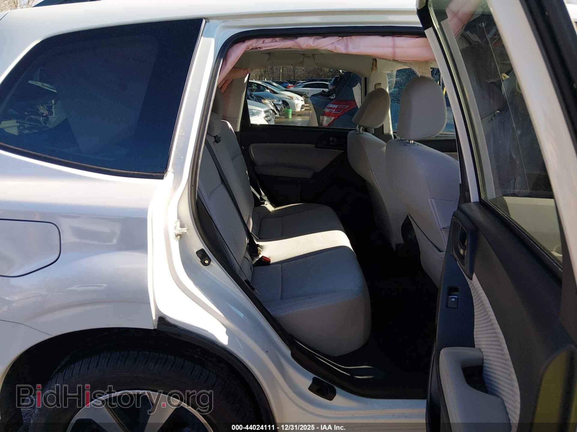 2017 SUBARU FORESTER - VIN: JF2SJAEC8HH477854 - Фото 8