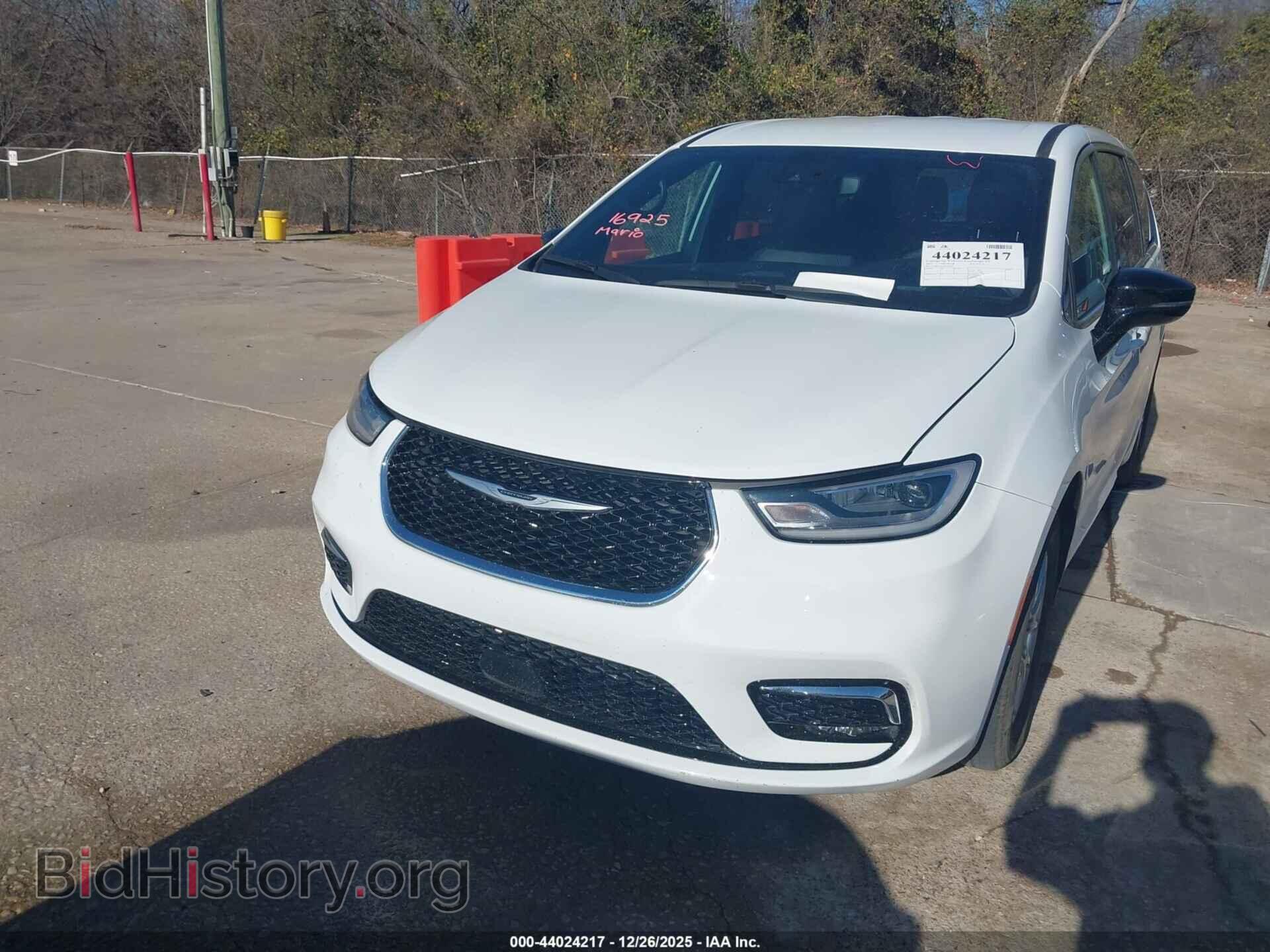 2025 CHRYSLER PACIFICA - VIN: 2C4RC1BG6SR540976 - Photo 12