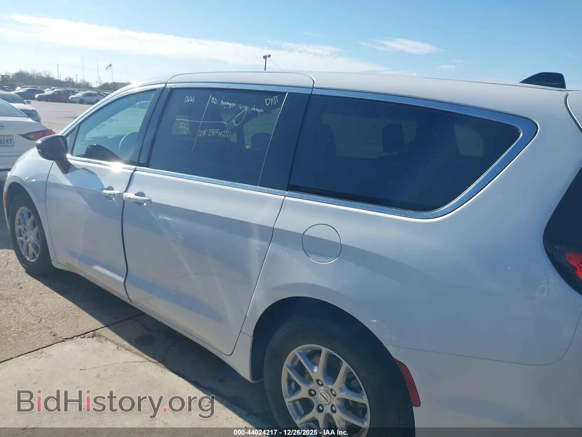 2025 CHRYSLER PACIFICA - VIN: 2C4RC1BG6SR540976 - Photo 14