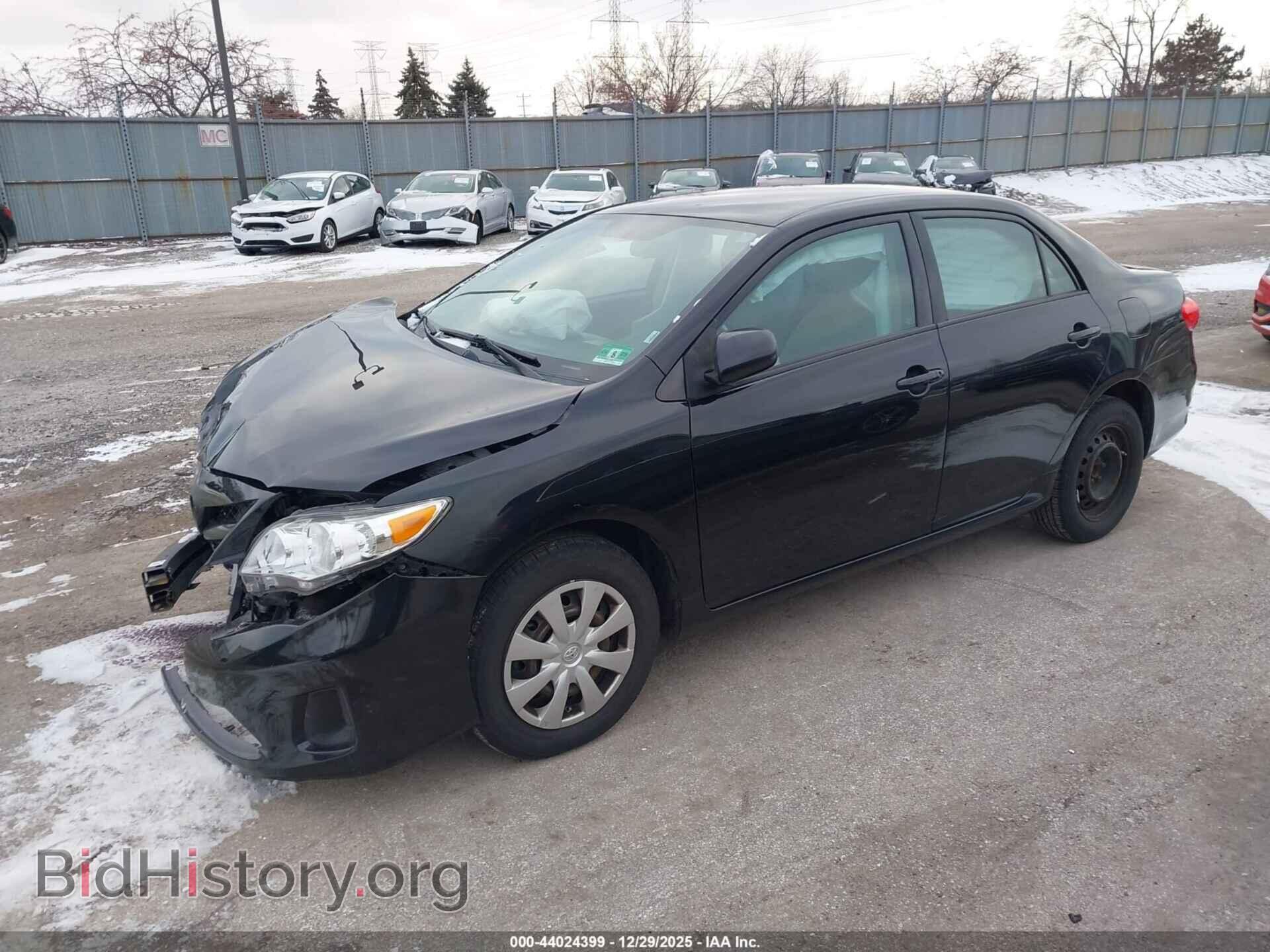 2011 TOYOTA COROLLA - VIN: 2T1BU4EE2BC653592 - Фото 2