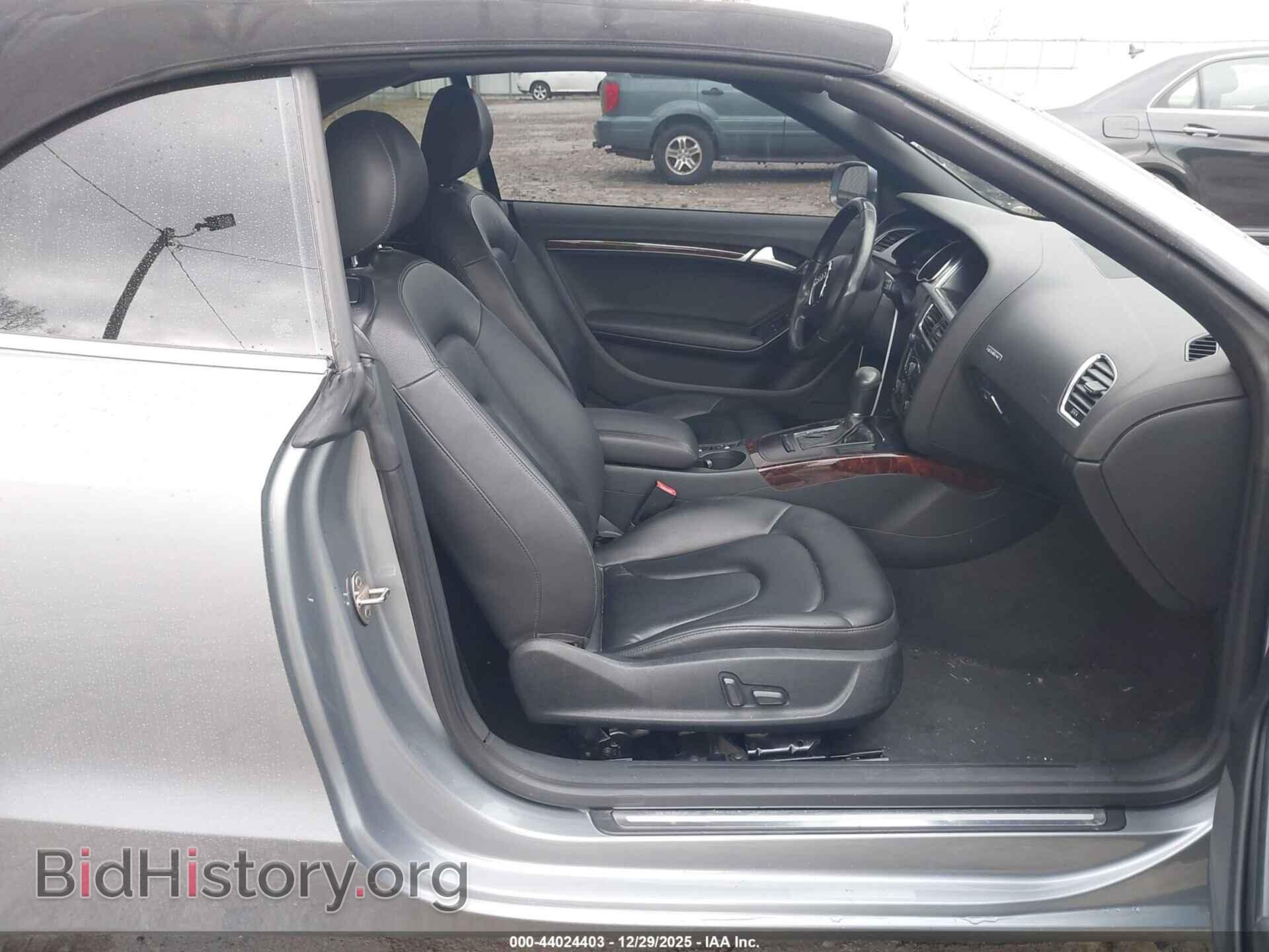 2010 AUDI A5 - VIN: WAULFAFH2AN006771 - Photo 5