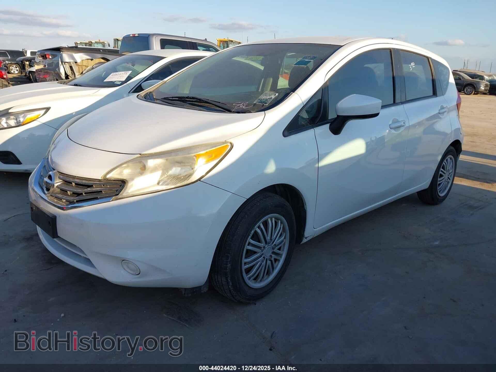 2015 NISSAN VERSA NOTE - VIN: 3N1CE2CP1FL443775 - Photo 2