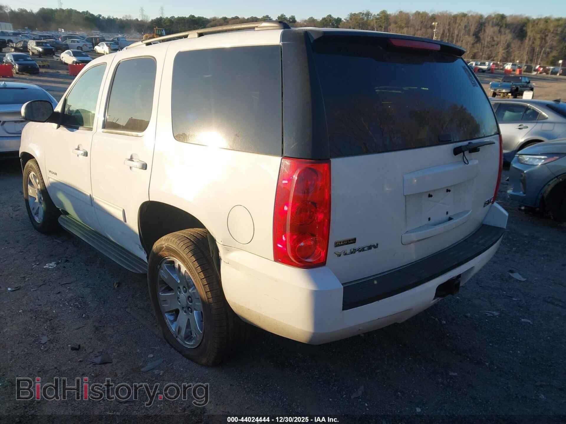 2011 GMC YUKON - VIN: 1GKS1AE07BR220582 - Фото 3