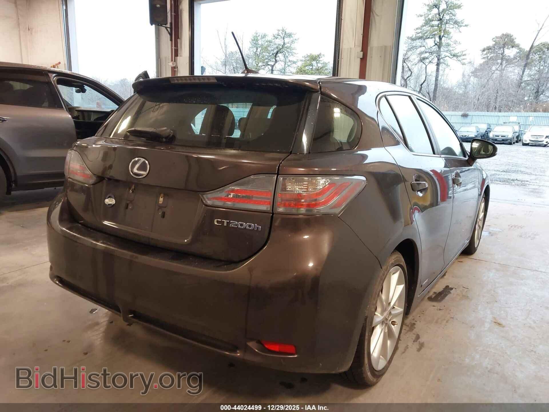 2012 LEXUS CT 200H - VIN: JTHKD5BHXC2105407 - Фото 4