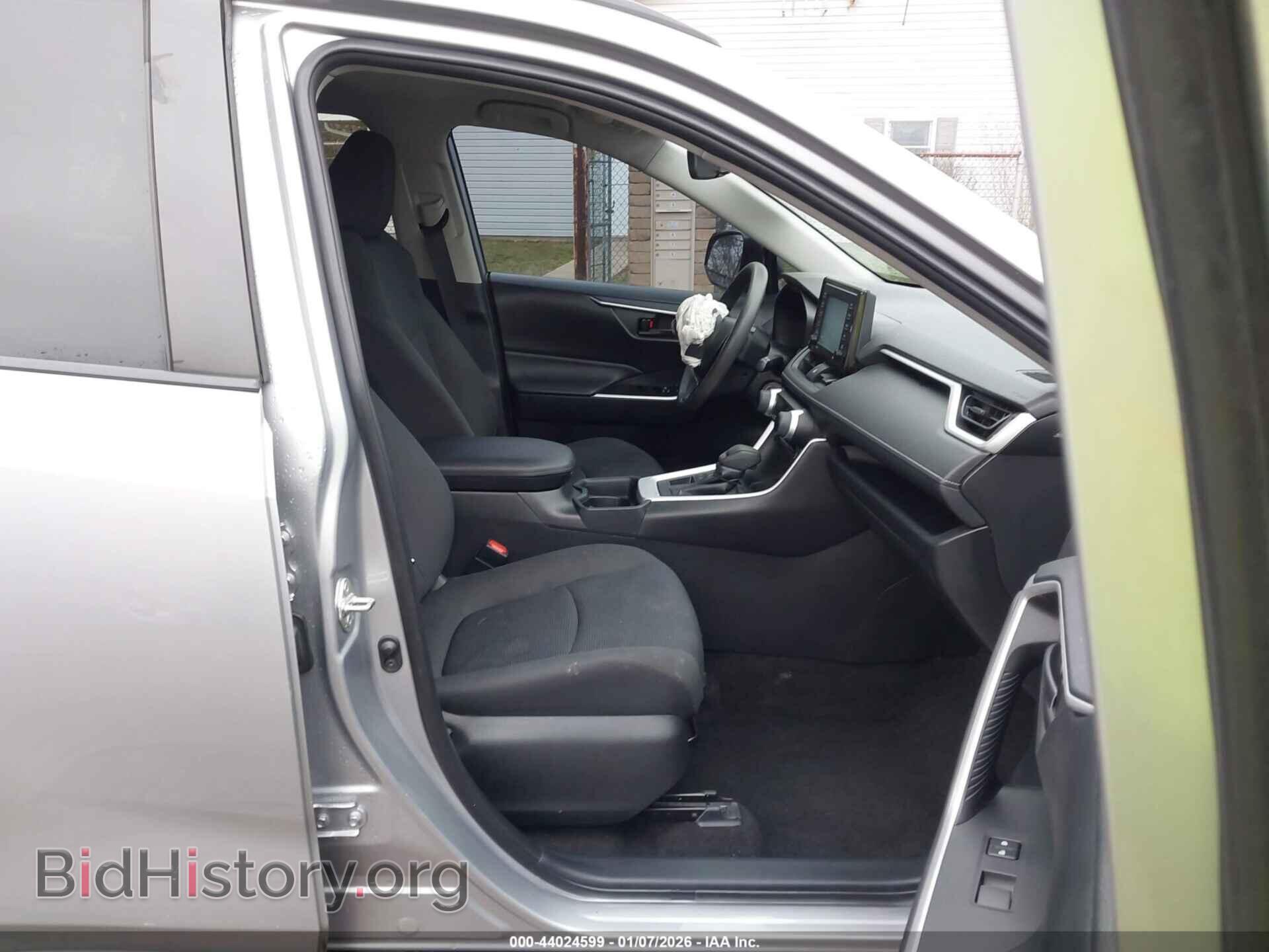 2020 TOYOTA RAV4 - VIN: 2T3F1RFV2LC082104 - Фото 5