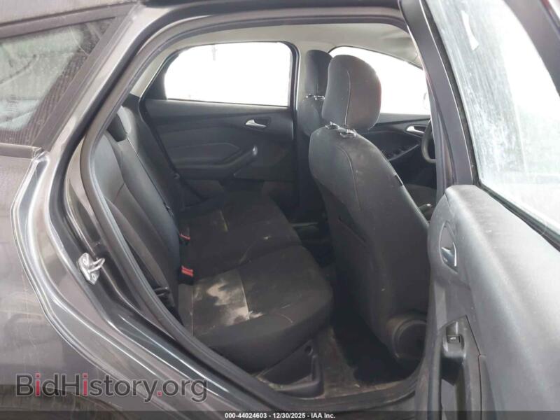 2015 Ford FOCUS (VIN 1FADP3K22FL306515) — фото 8 из 17