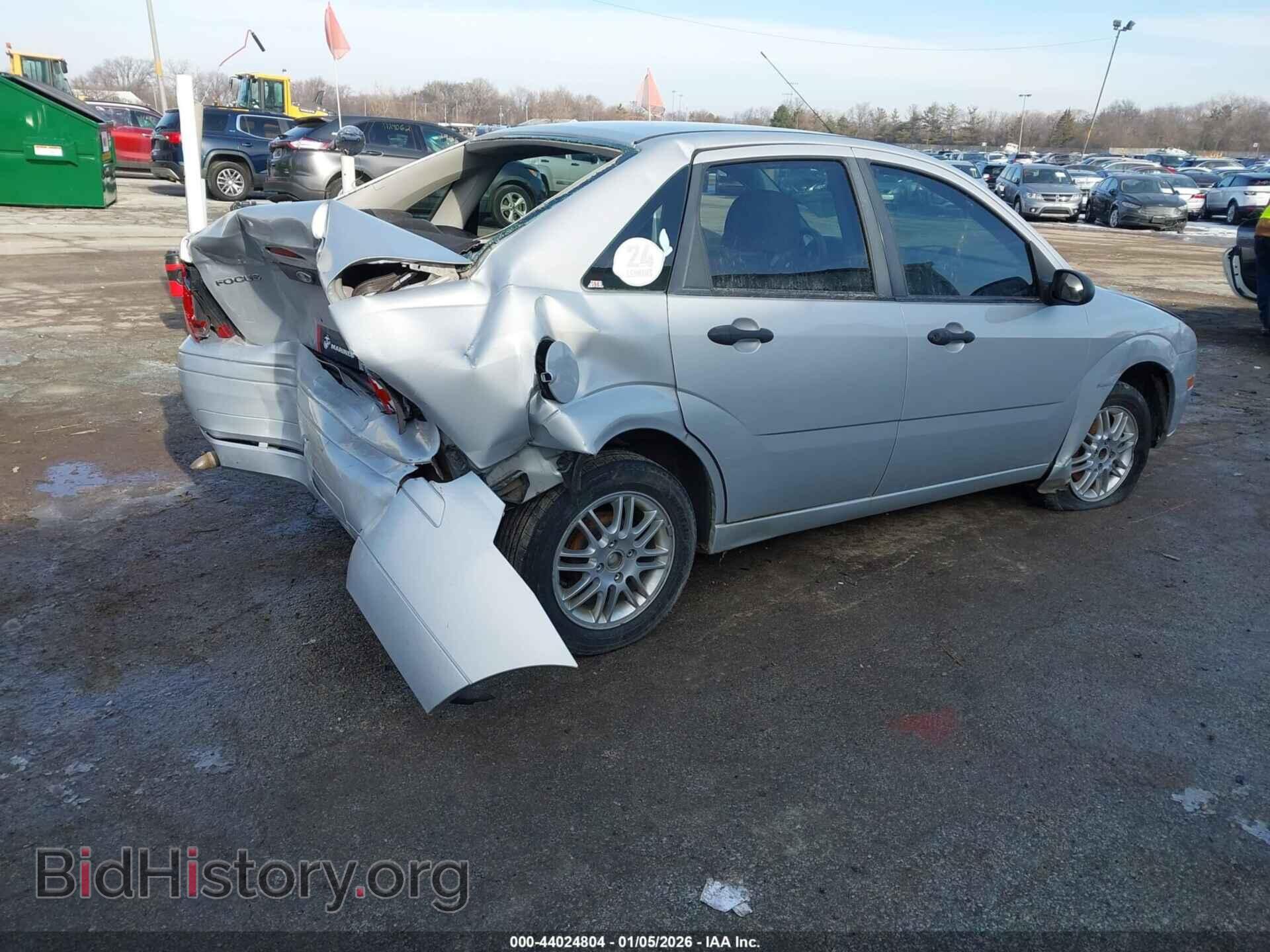 2007 FORD FOCUS - VIN: 1FAFP34NX7W364694 - Фото 4