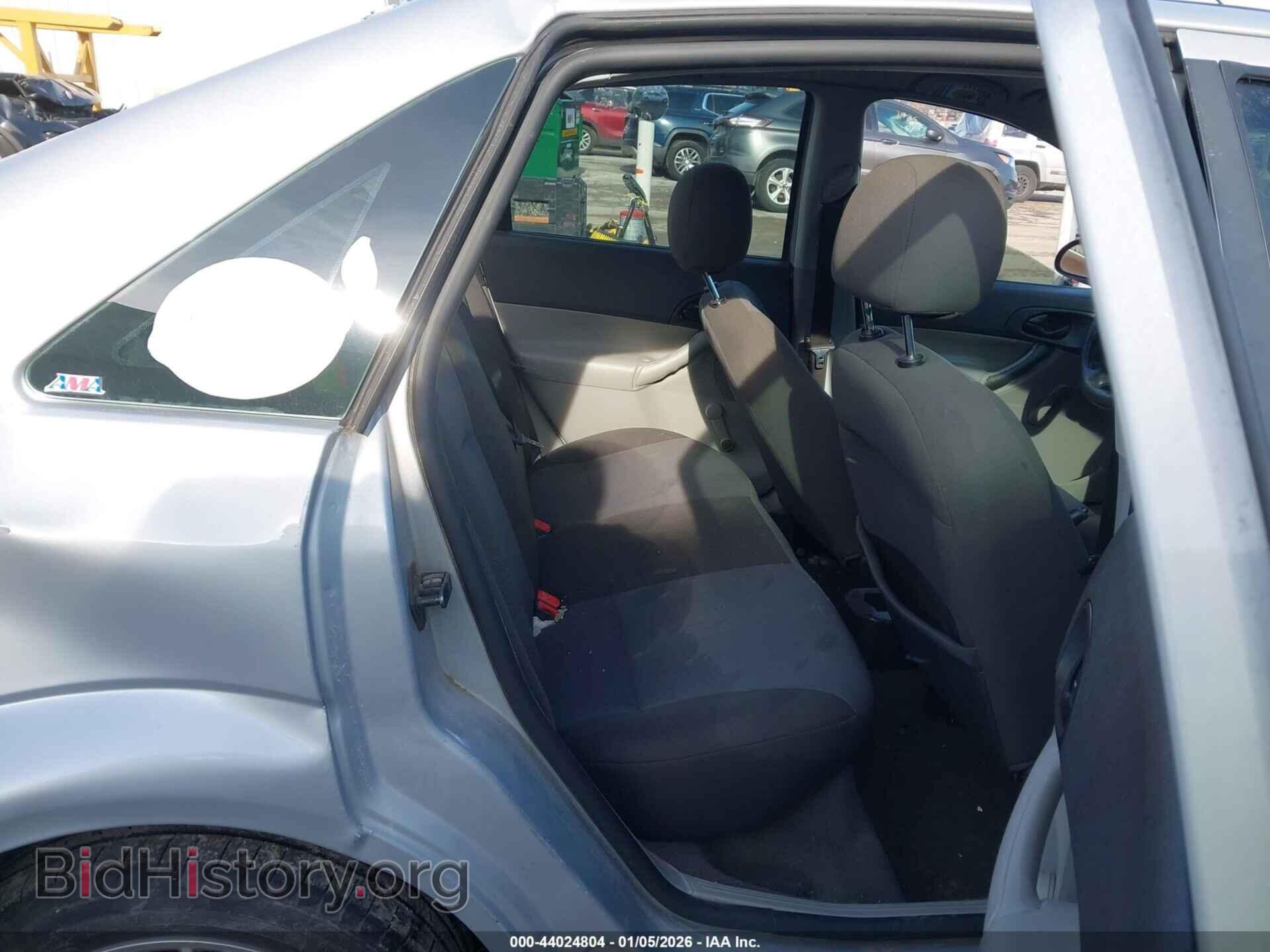 2007 FORD FOCUS - VIN: 1FAFP34NX7W364694 - Фото 8