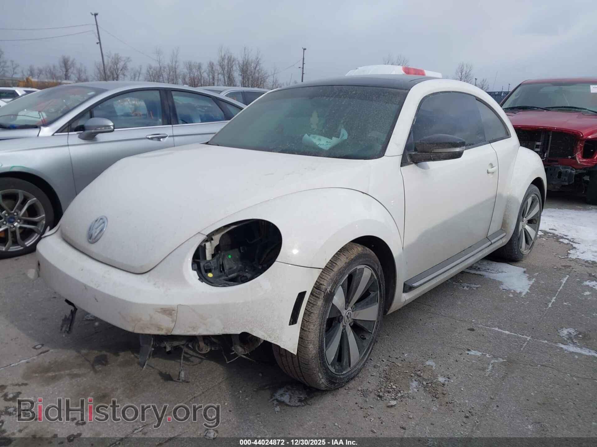 2012 VOLKSWAGEN BEETLE - VIN: 3VWVA7AT2CM665212 - Фото 2