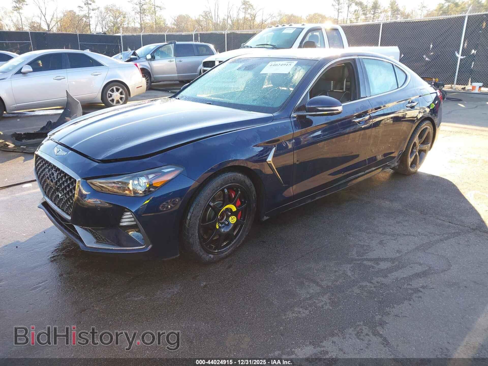 2019 GENESIS G70 - VIN: KMTG34LE5KU021993 - Фото 2