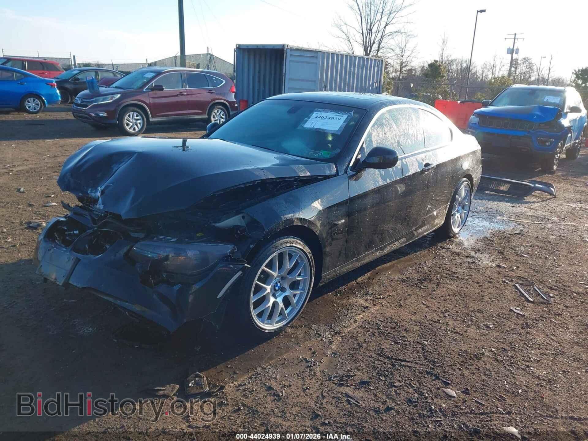 2011 BMW 328I - VIN: WBAKF3C50BE567649 - Фото 2