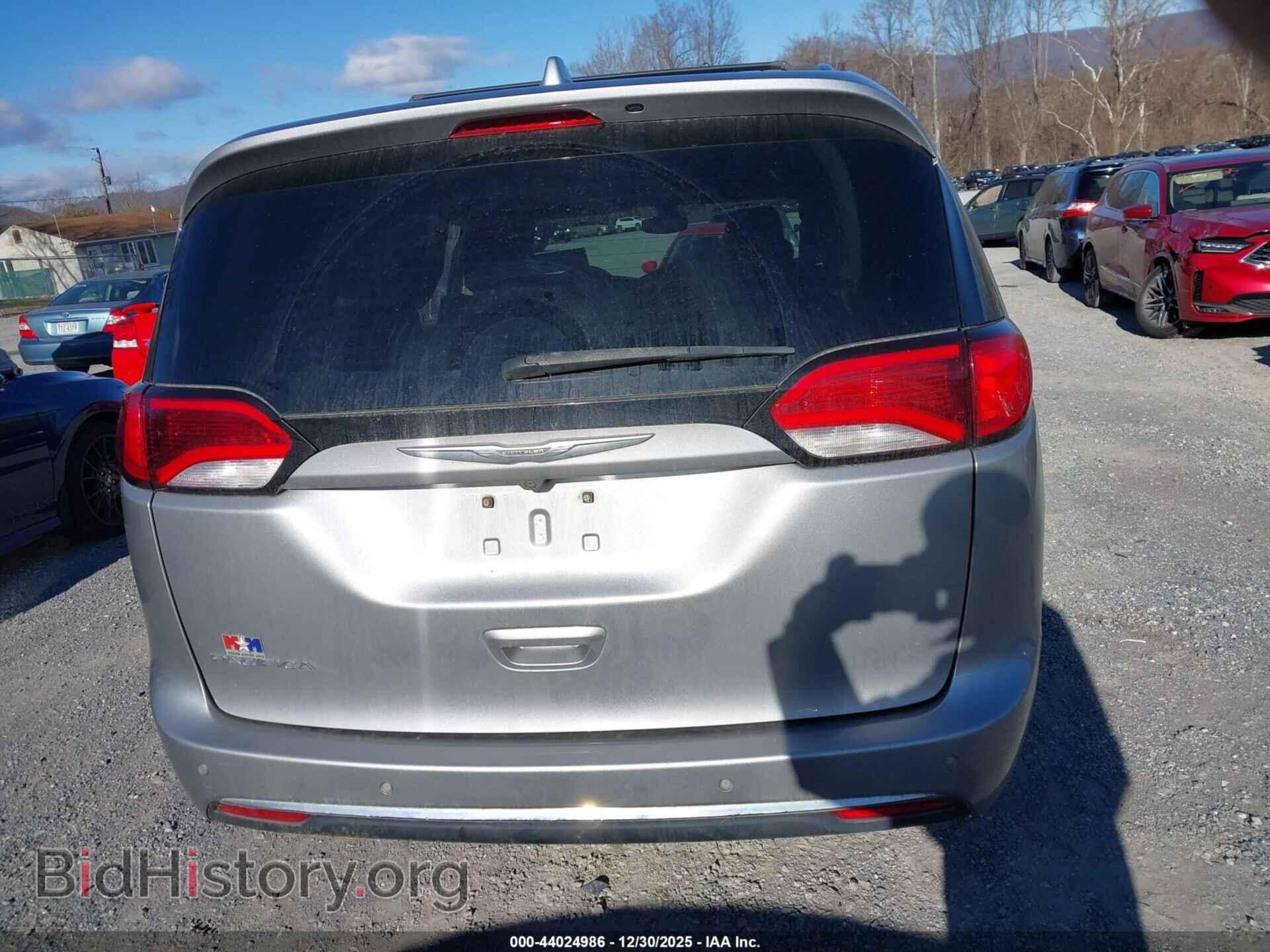 2017 CHRYSLER PACIFICA - VIN: 2C4RC1EG0HR514488 - Photo 17