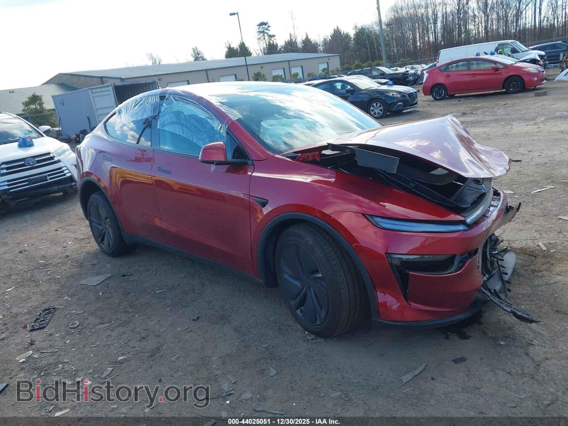 Фотография 7SAYGDEE7TF359512 - TESLA MODEL Y 2026