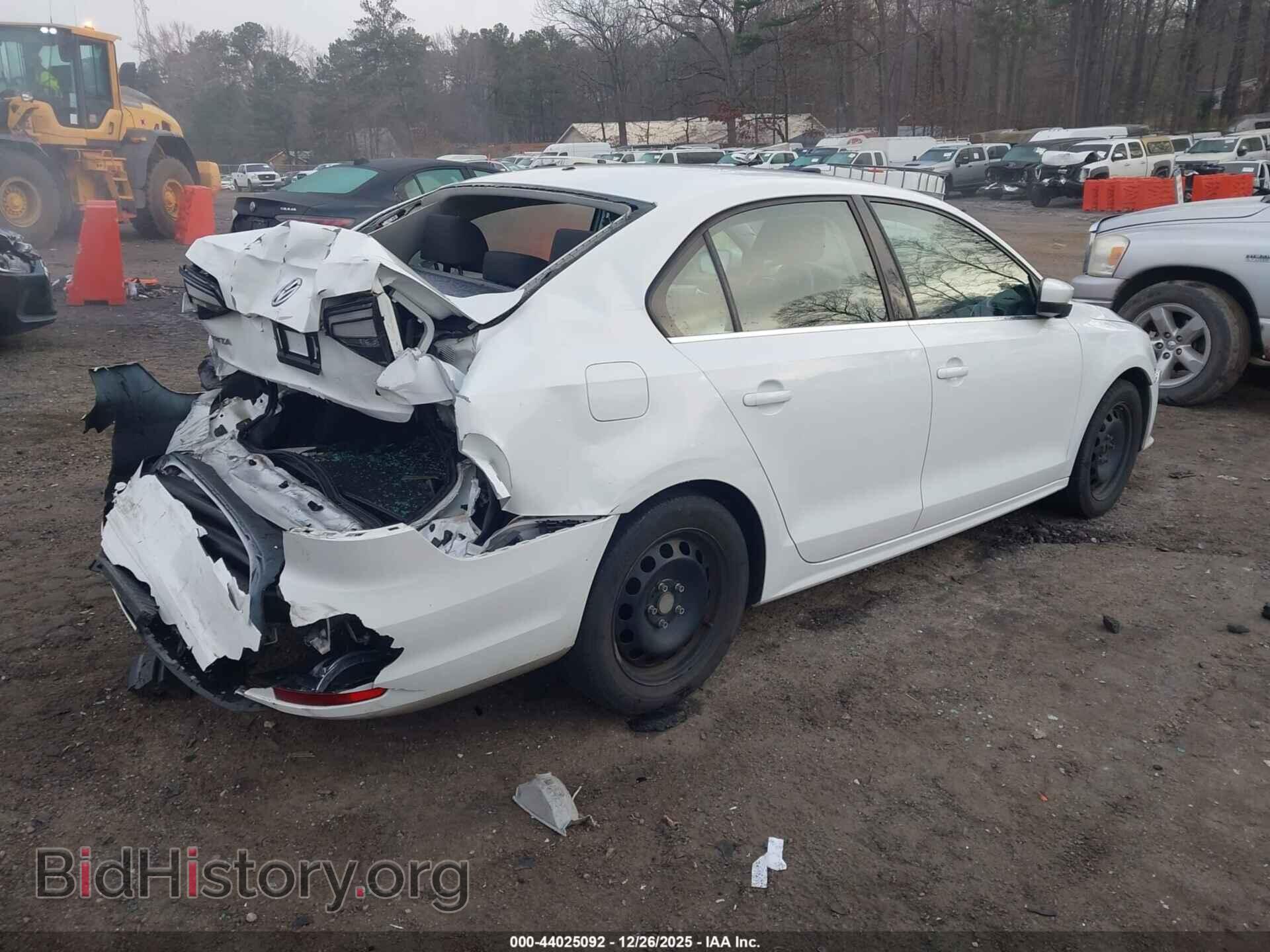 2017 VOLKSWAGEN JETTA - VIN: 3VW2B7AJ5HM350166 - Фото 4