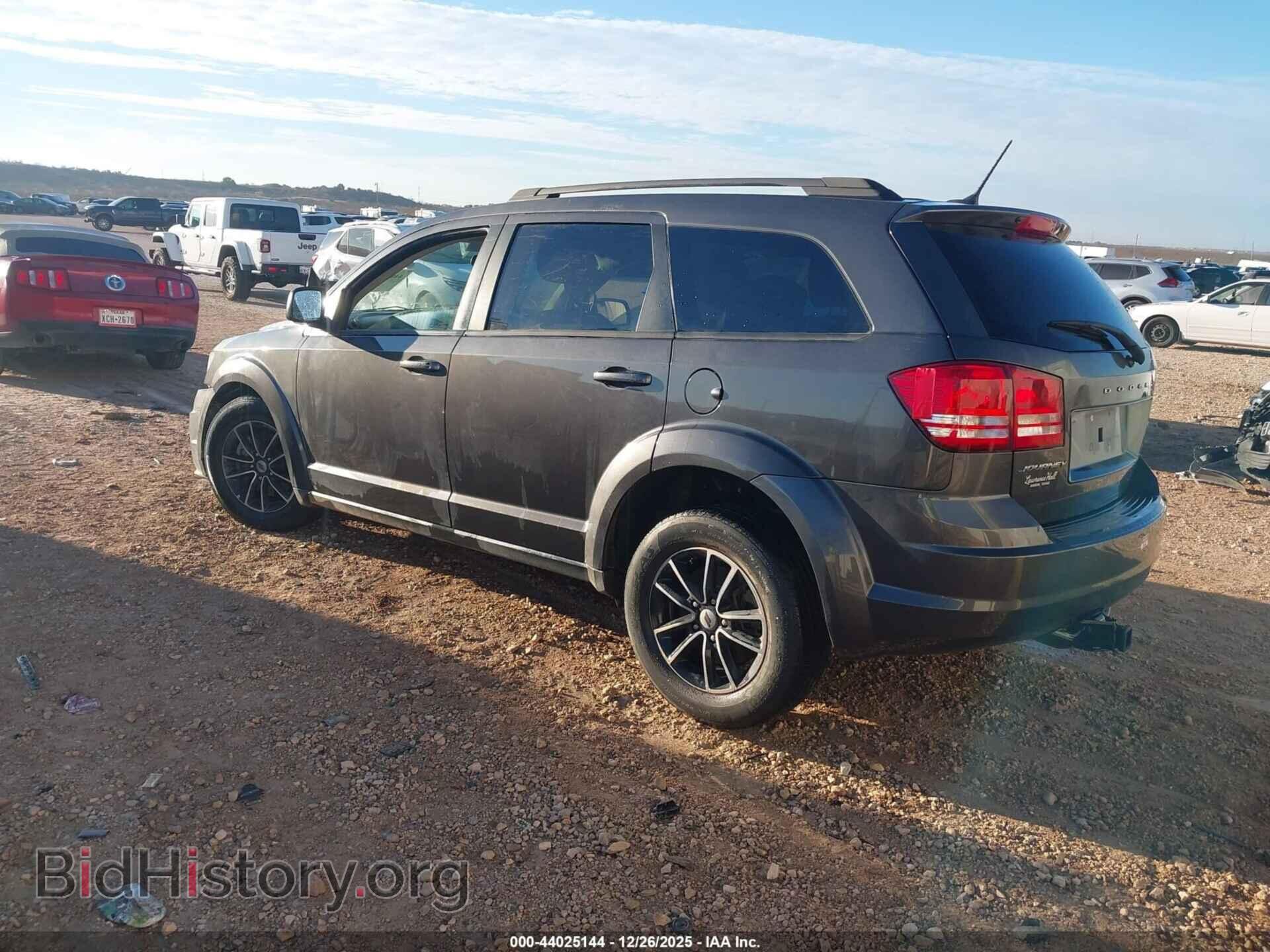 2018 DODGE JOURNEY - VIN: 3C4PDCAB4JT196193 - Фото 3