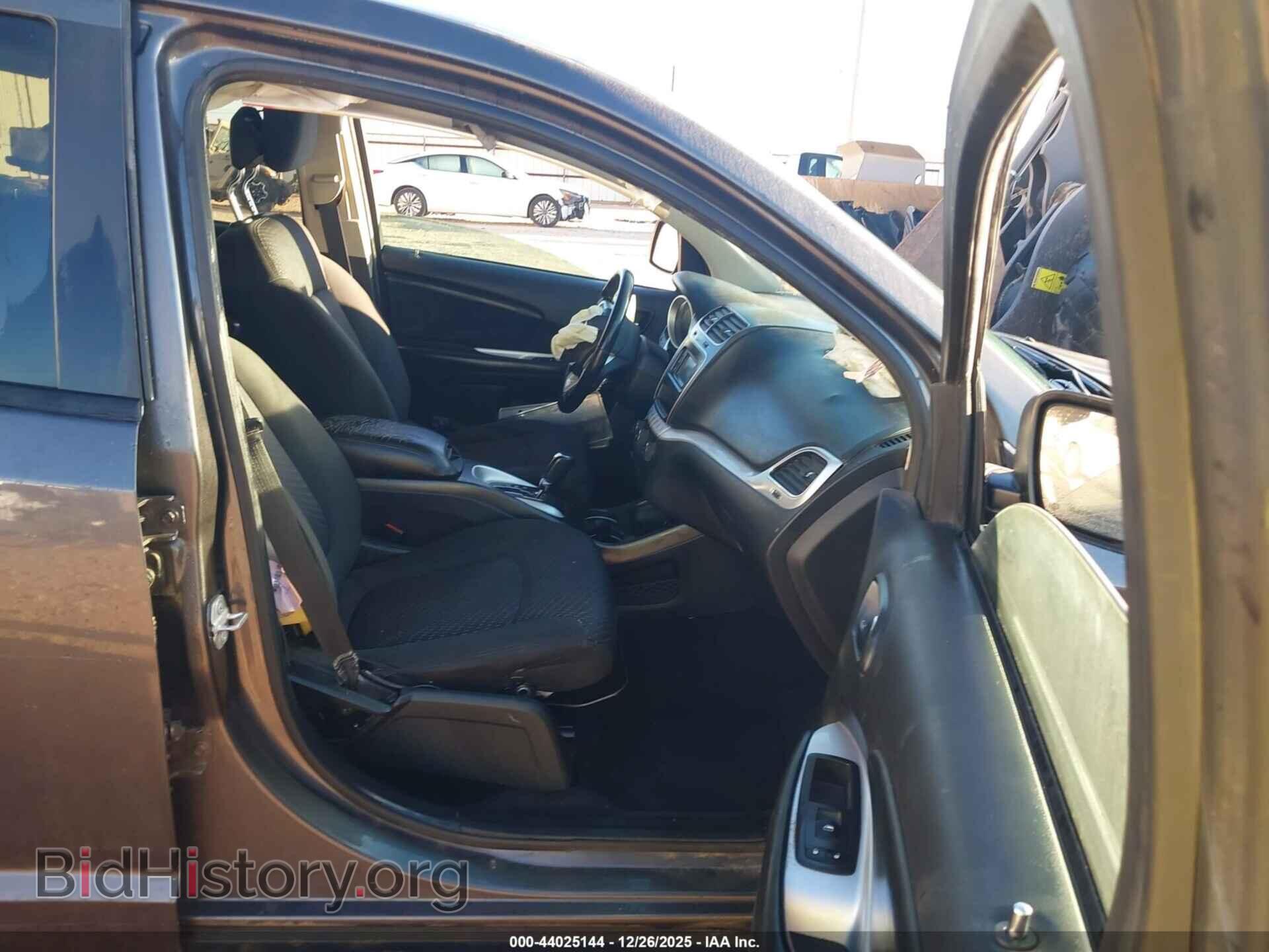 2018 DODGE JOURNEY - VIN: 3C4PDCAB4JT196193 - Фото 5