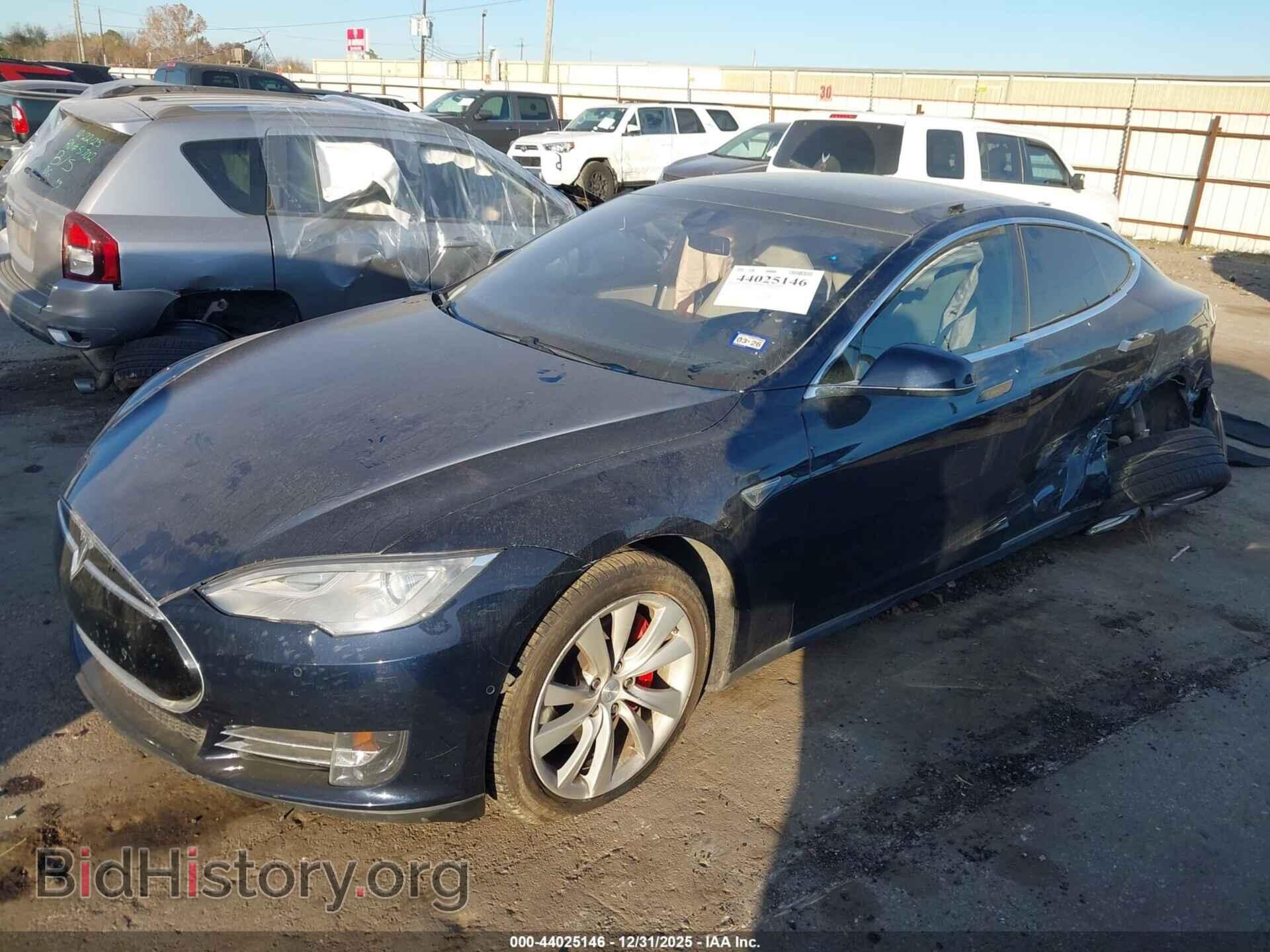 2015 TESLA MODEL S - VIN: 5YJSA1H29FFP75974 - Фото 2