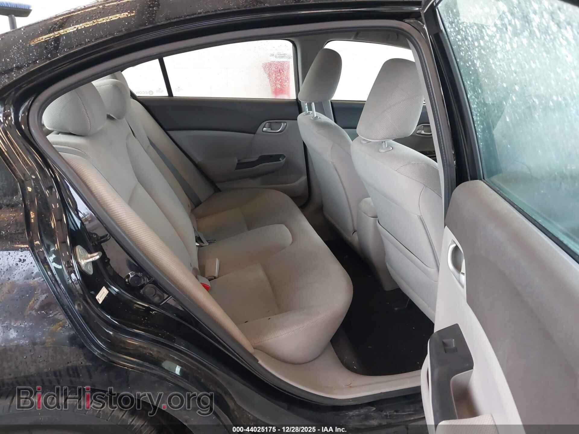 2012 HONDA CIVIC - VIN: 19XFB2F55CE352828 - Фото 8