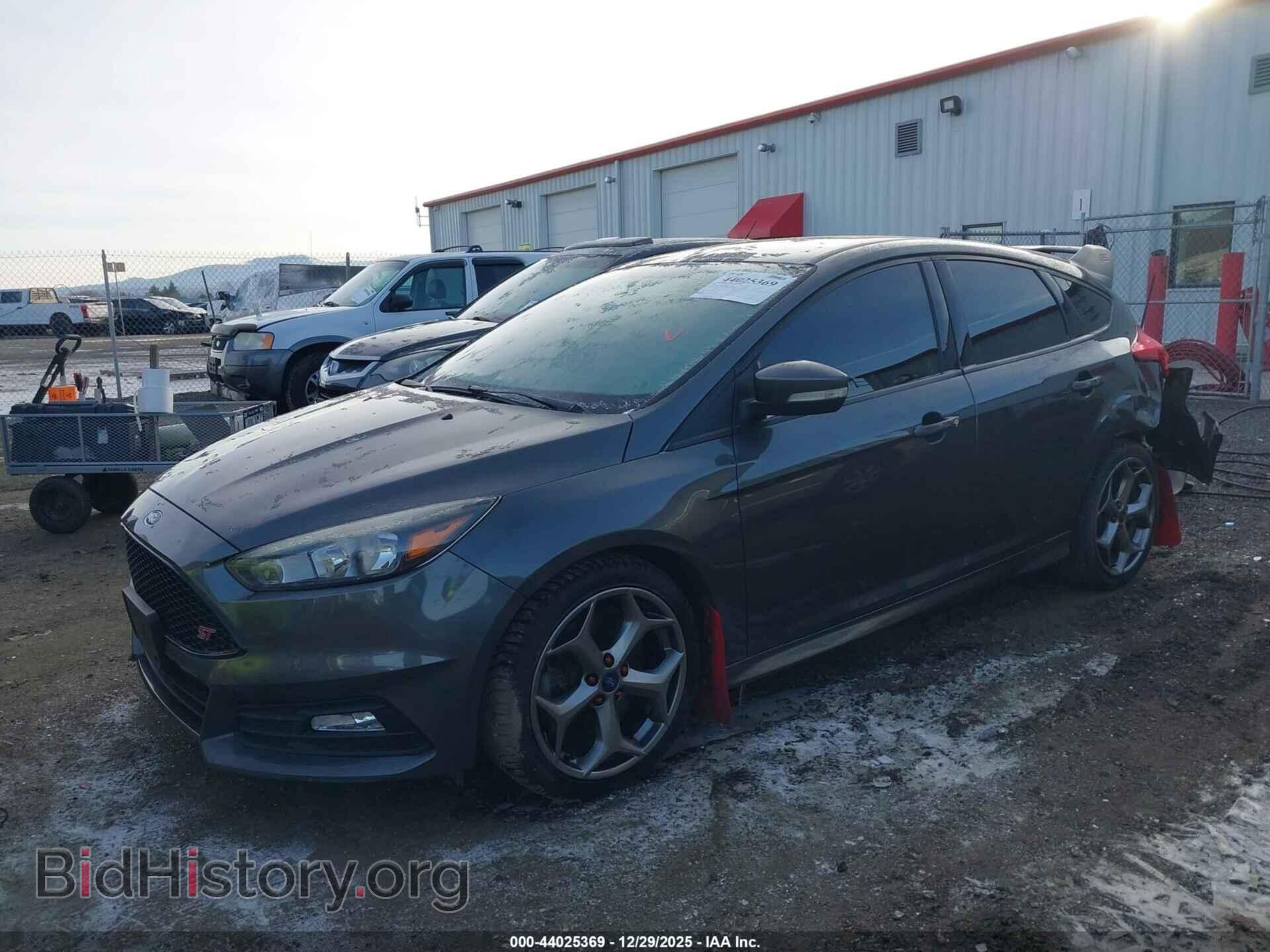 2017 FORD FOCUS ST - VIN: 1FADP3L9XHL320676 - Фото 2