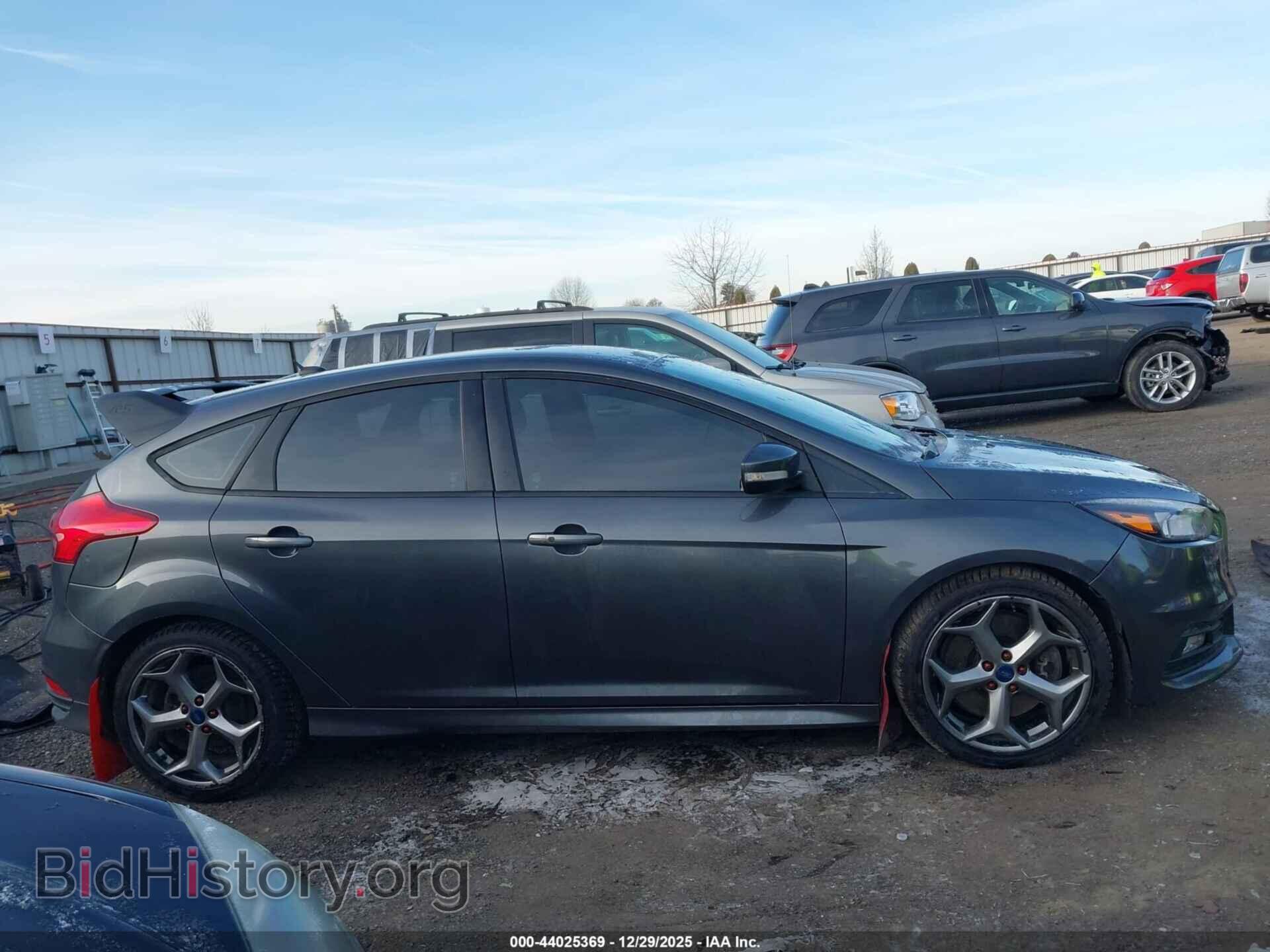 2017 FORD FOCUS ST - VIN: 1FADP3L9XHL320676 - Фото 13