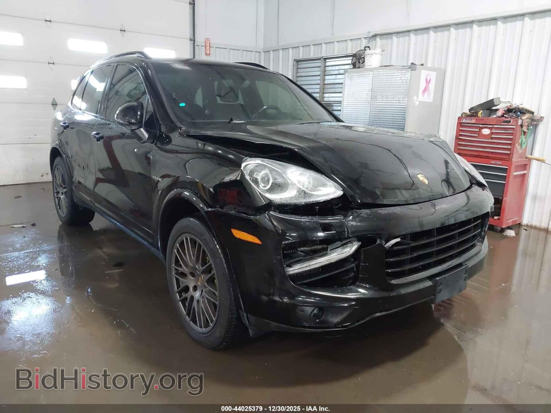 Photo WP1AE2A21HLA73078 - PORSCHE CAYENNE E-HYBRID 2017