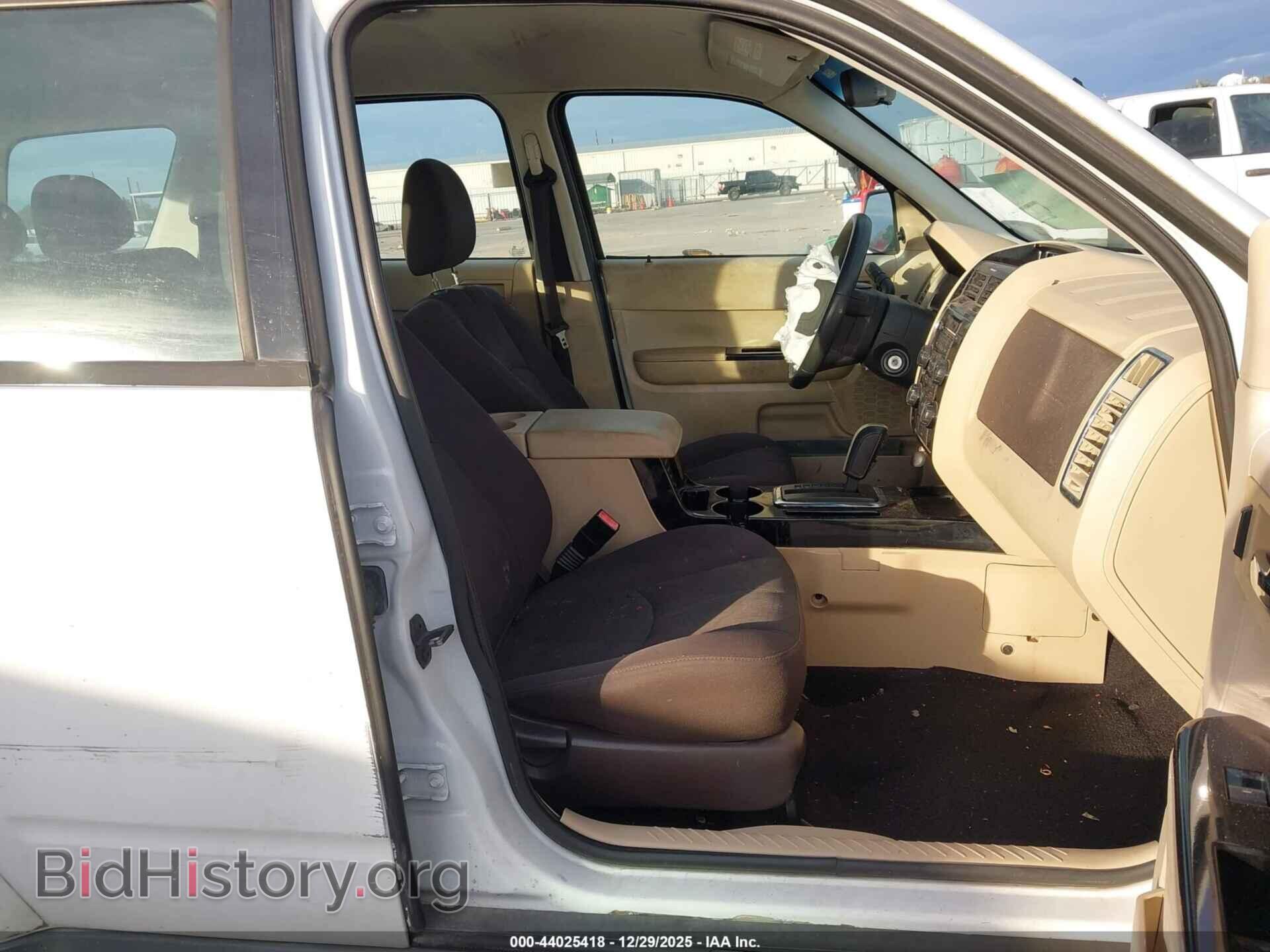 2008 MAZDA TRIBUTE - VIN: 4F2CZ02Z18KM28061 - Photo 5