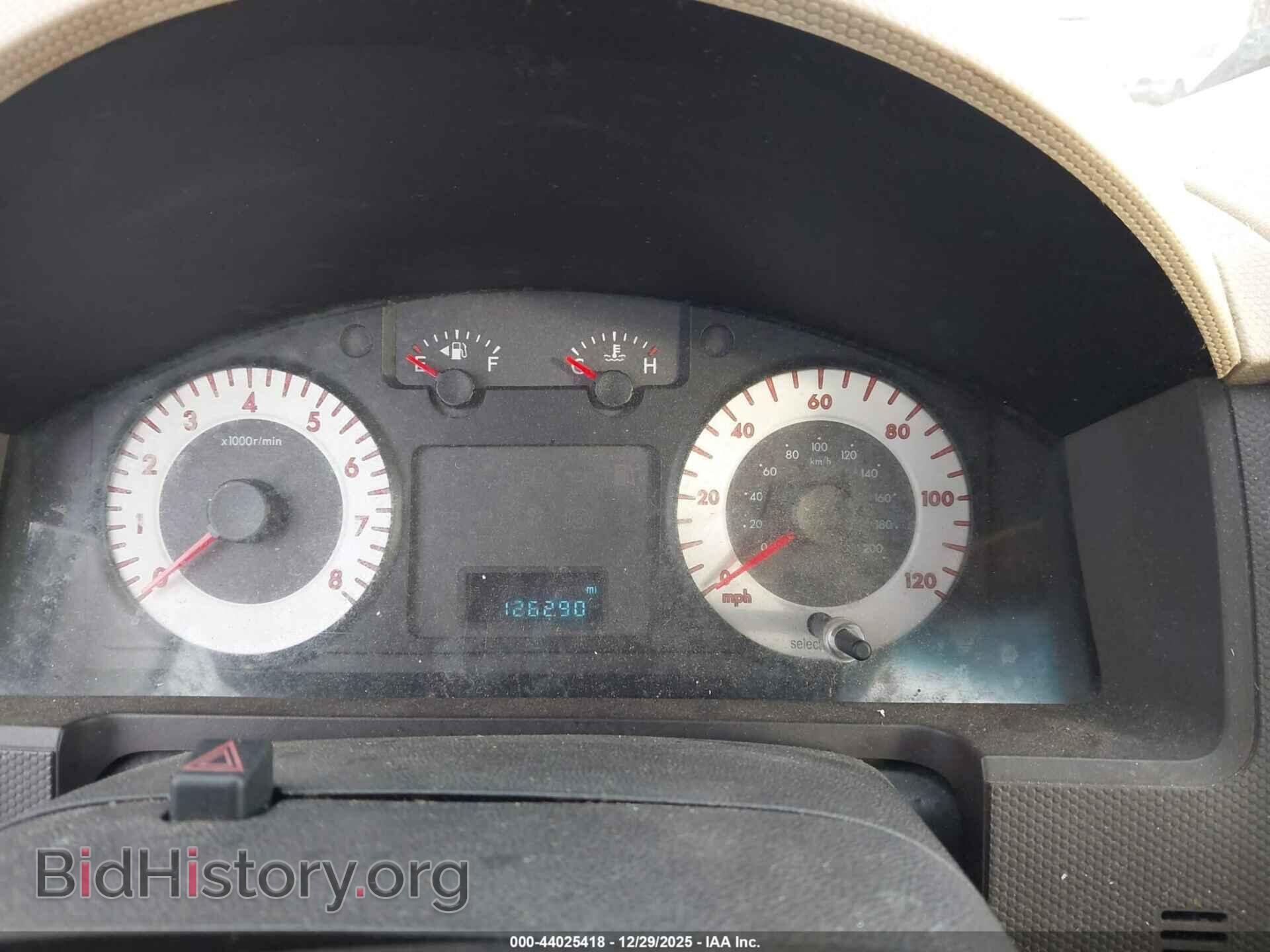 2008 MAZDA TRIBUTE - VIN: 4F2CZ02Z18KM28061 - Photo 7