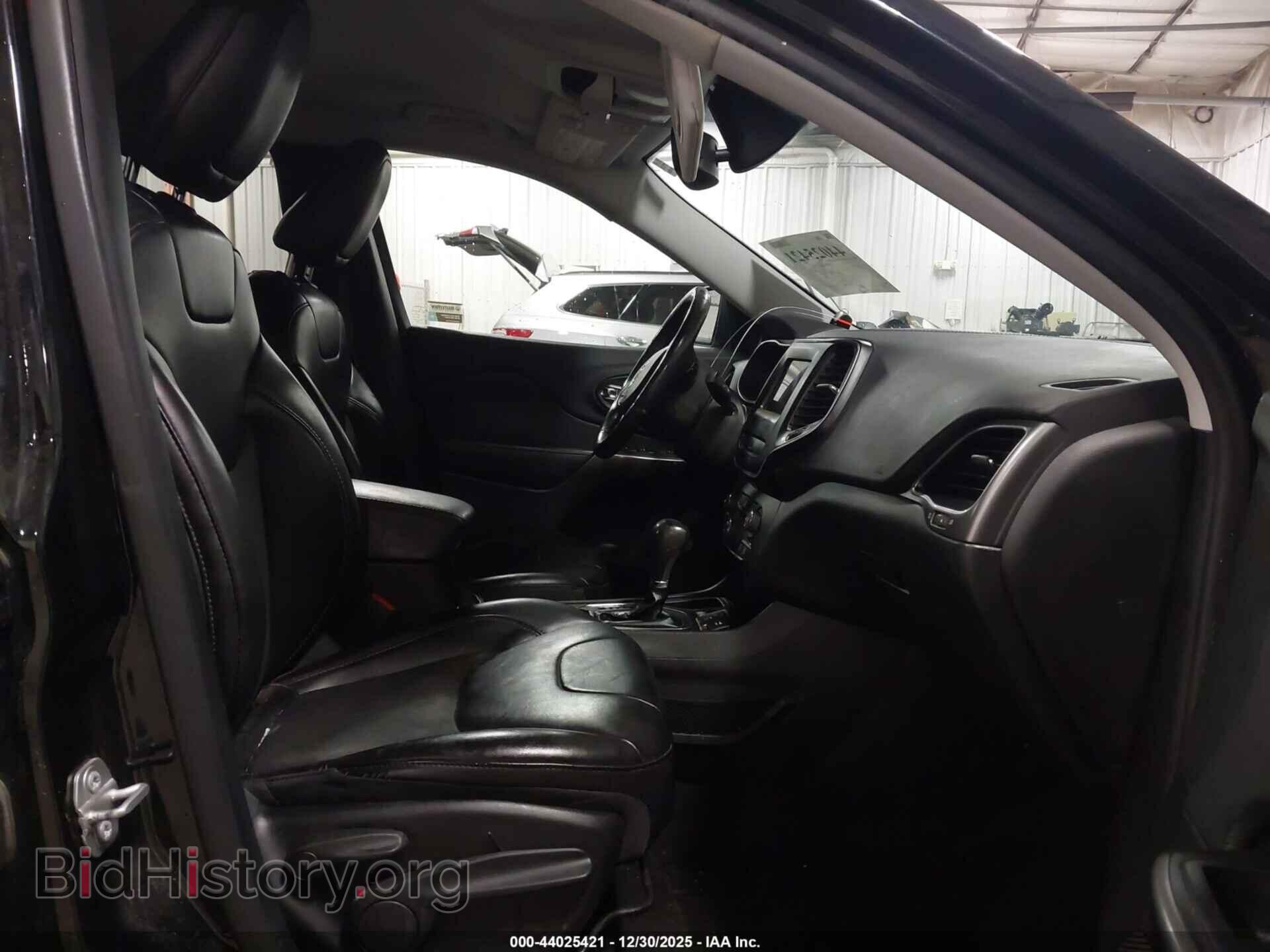 2019 JEEP CHEROKEE - VIN: 1C4PJLLB3KD340085 - Фото 5