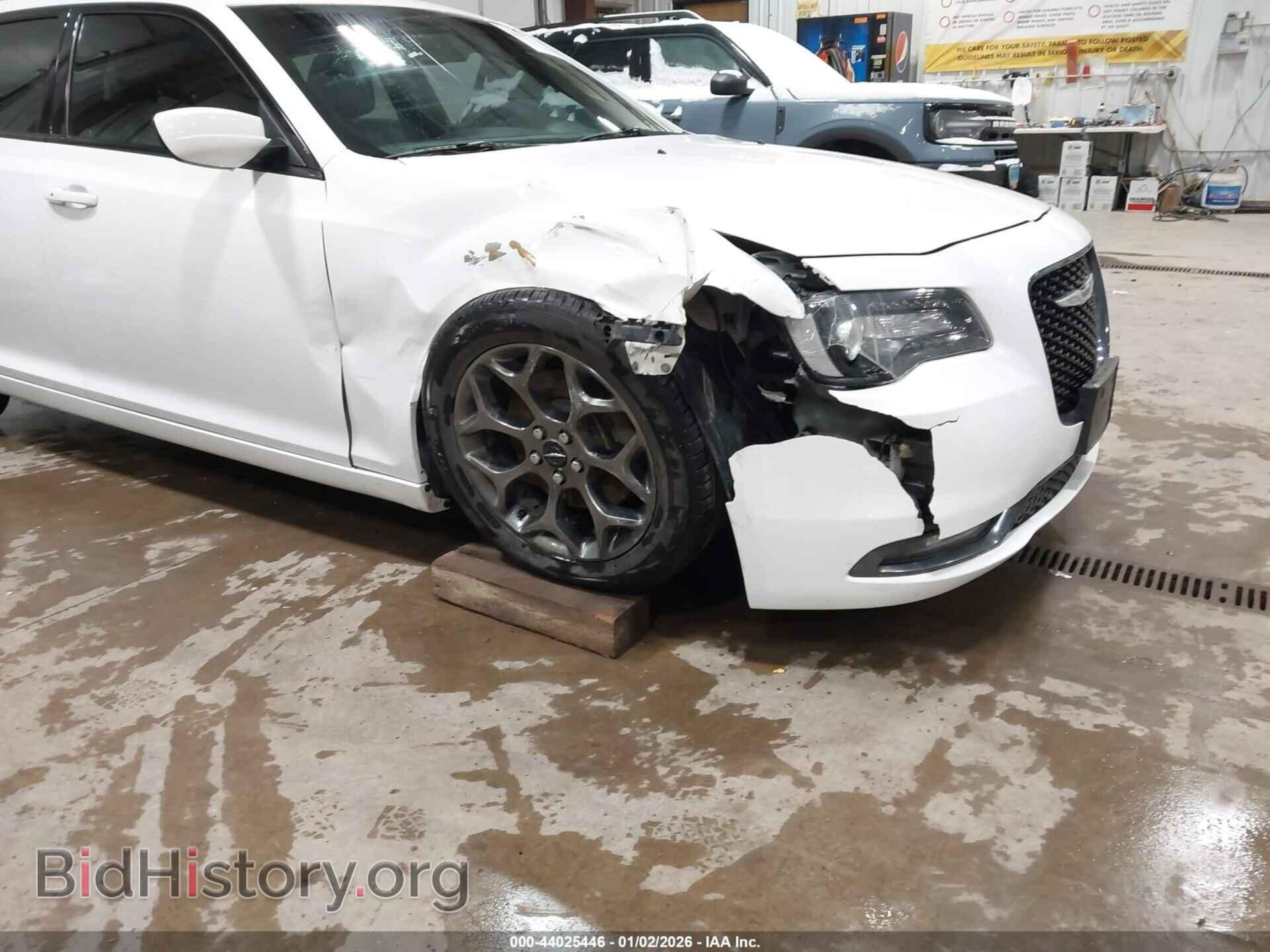 2016 CHRYSLER 300 - VIN: 2C3CCAGGXGH191501 - Фото 6