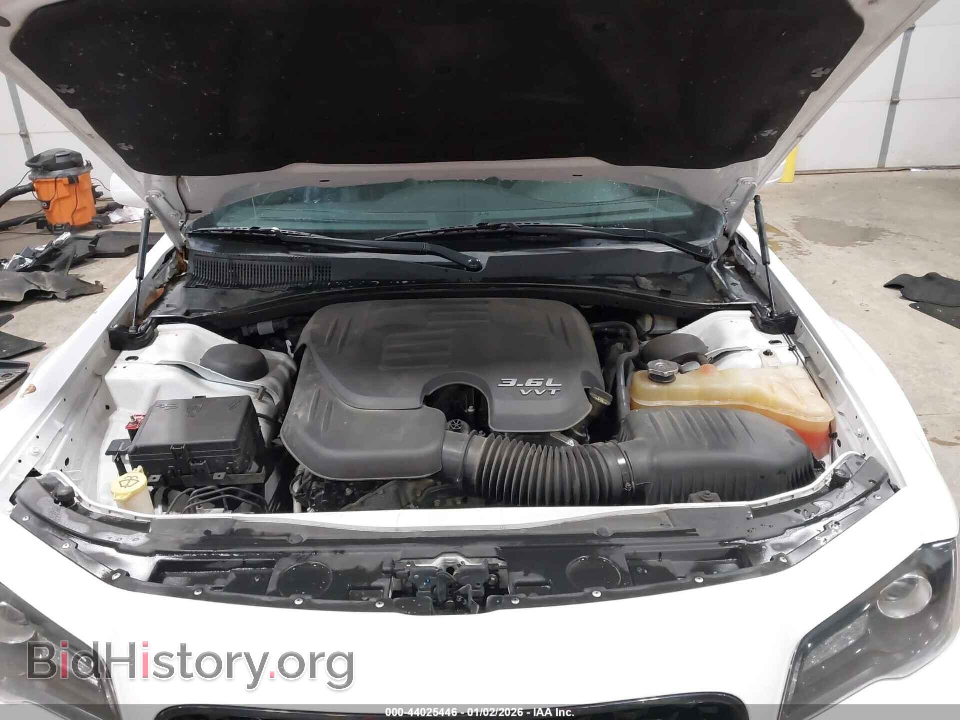 2016 CHRYSLER 300 - VIN: 2C3CCAGGXGH191501 - Фото 10