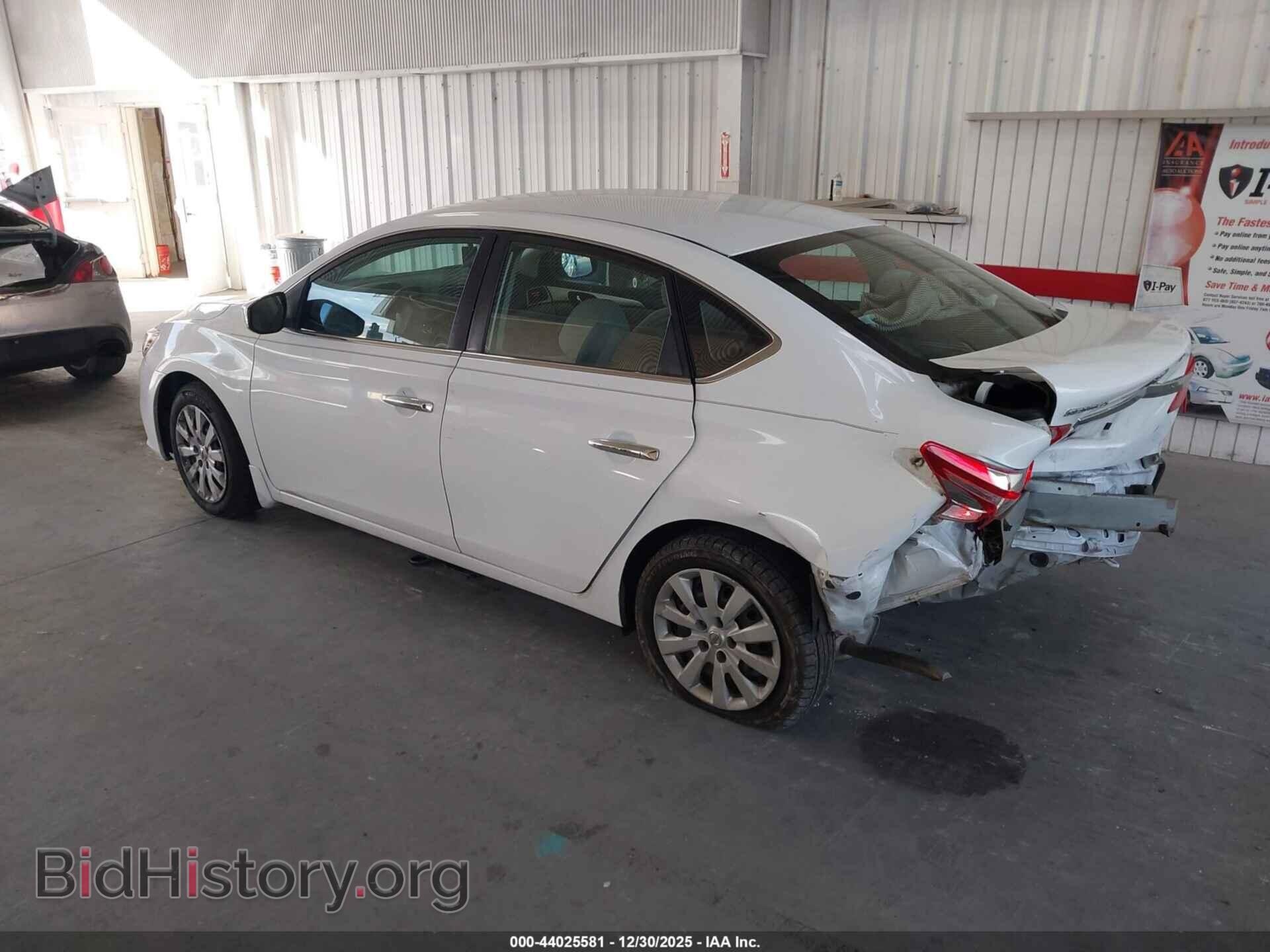2017 NISSAN SENTRA - VIN: 3N1AB7AP2HY345229 - Фото 3