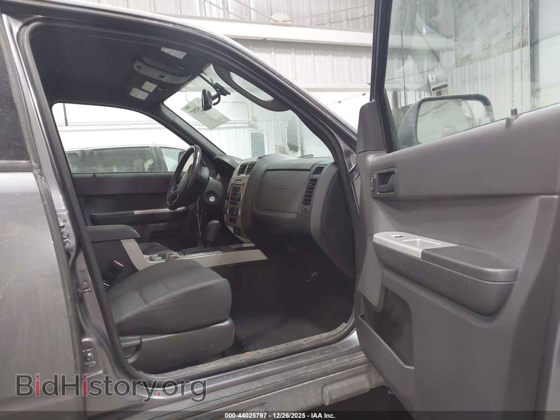 2011 FORD ESCAPE - VIN: 1FMCU9D70BKA87821 - Фото 5