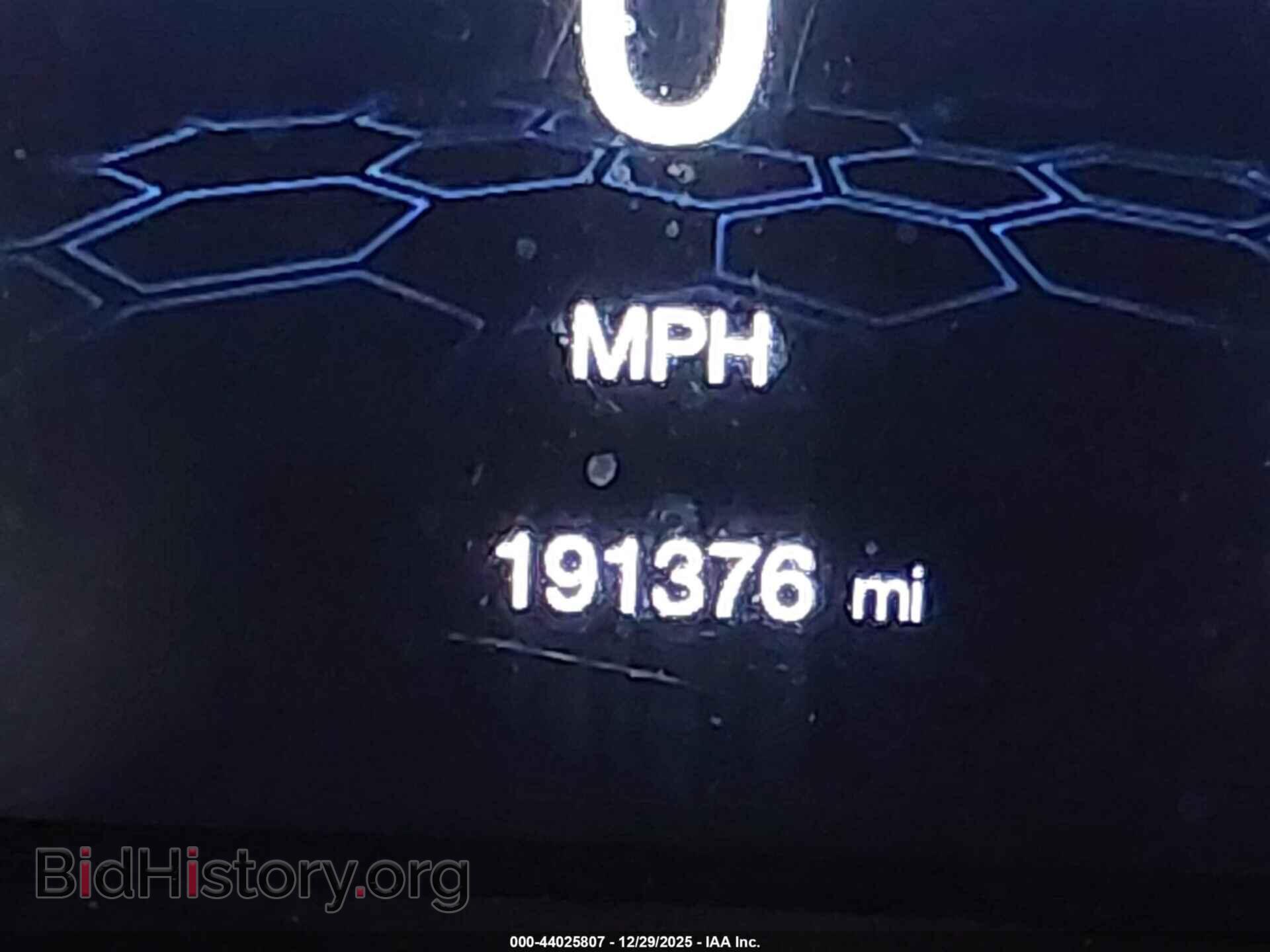 2018 JEEP COMPASS - VIN: 3C4NJDBB2JT178635 - Фото 16