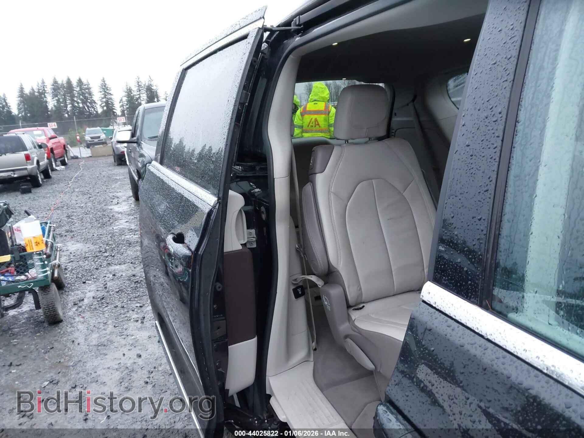 2017 CHRYSLER PACIFICA - VIN: 2C4RC1EG8HR550977 - Фото 8