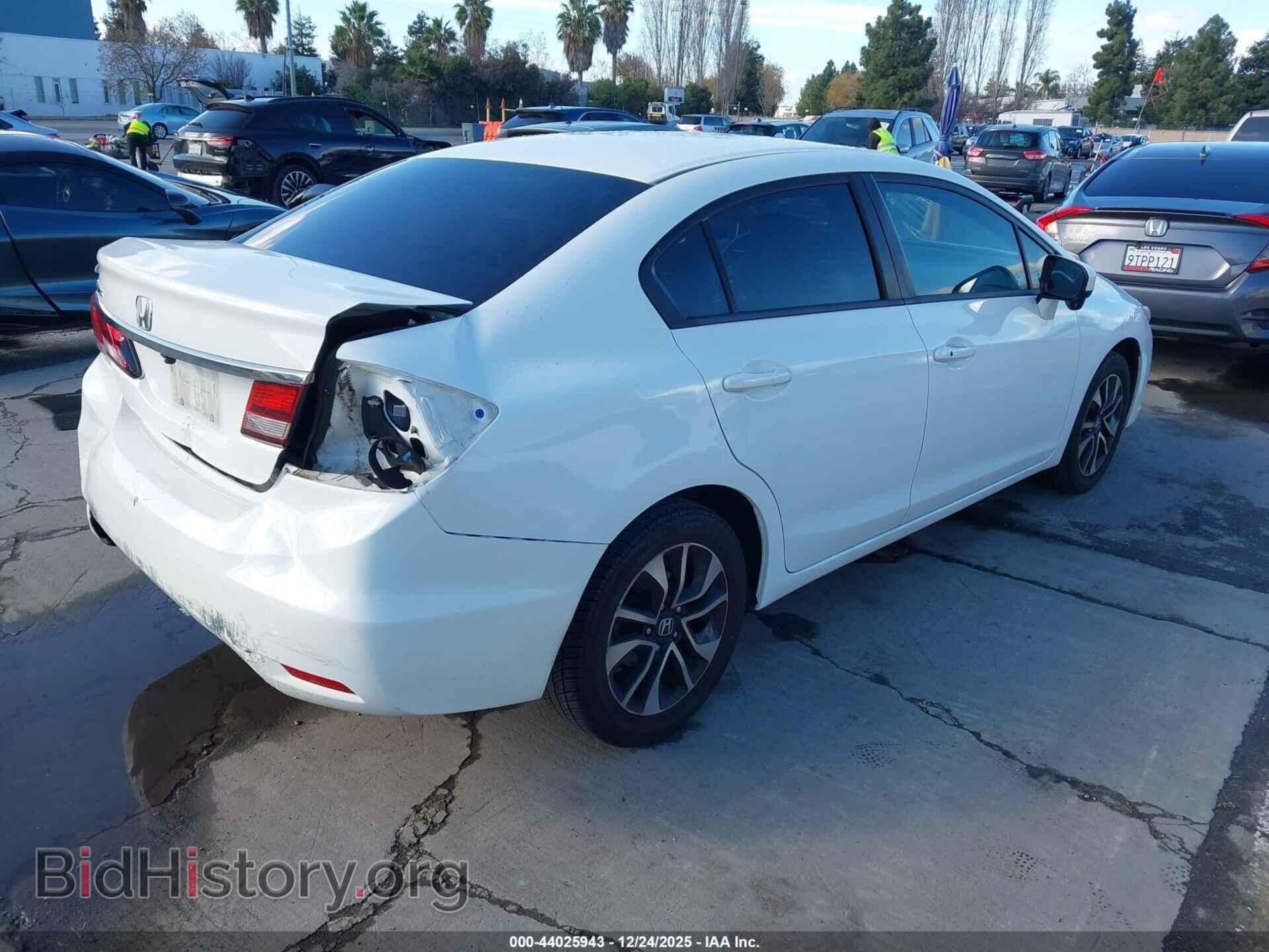 2015 HONDA CIVIC - VIN: 19XFB2F84FE213529 - Фото 4