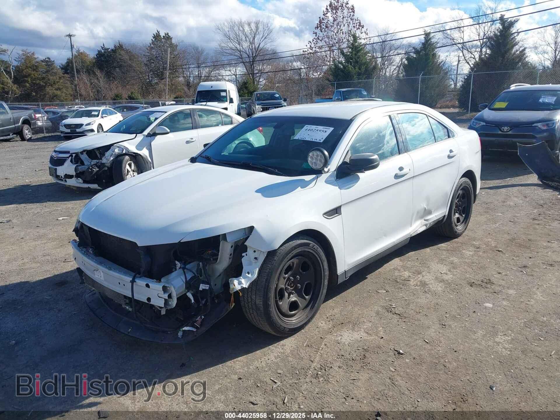 2017 FORD POLICE INTERCEPTOR - VIN: 1FAHP2L83HG100209 - Фото 2
