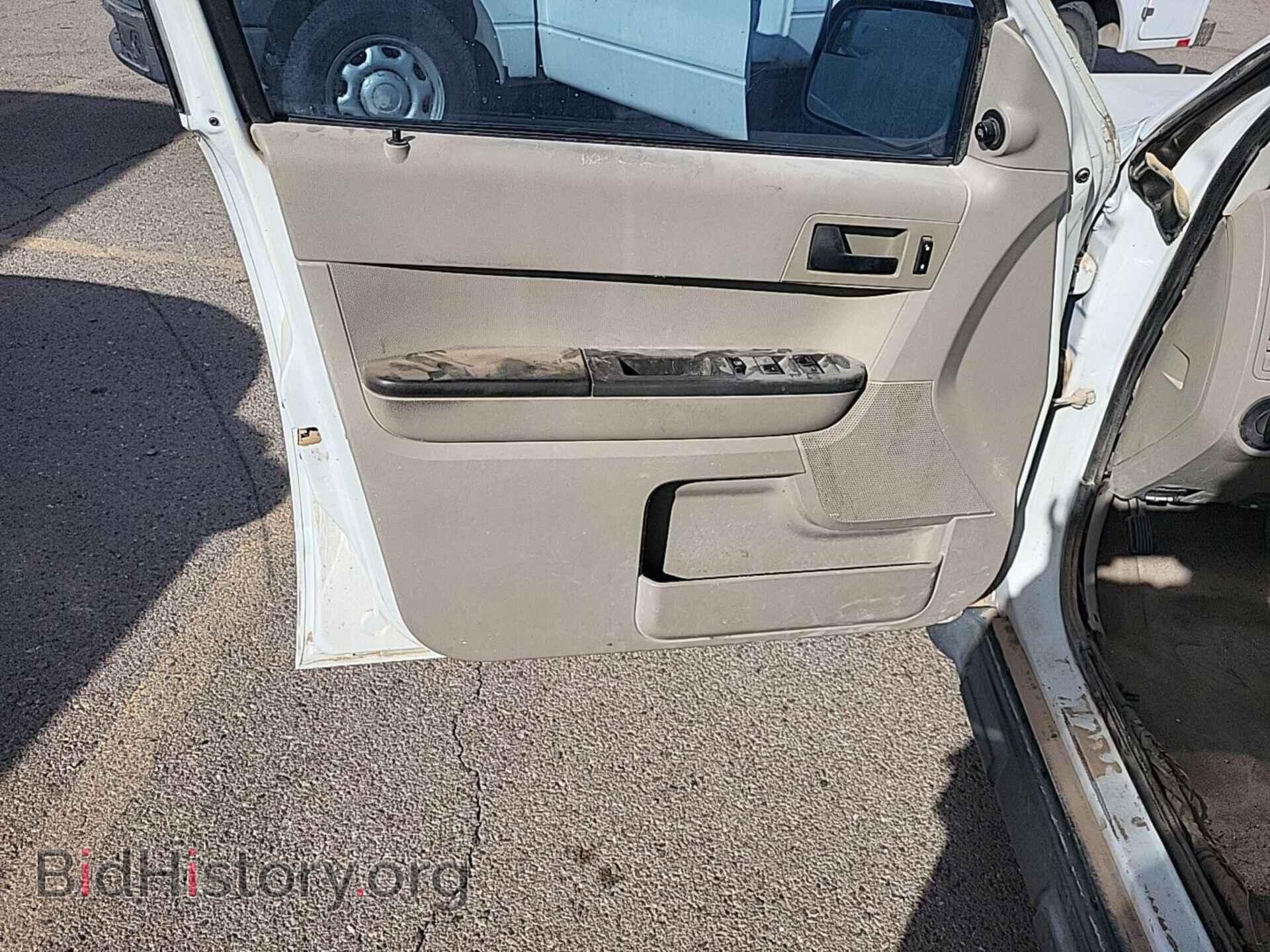 2010 FORD ESCAPE - VIN: 1FMCU0C78AKA68901 - Фото 21
