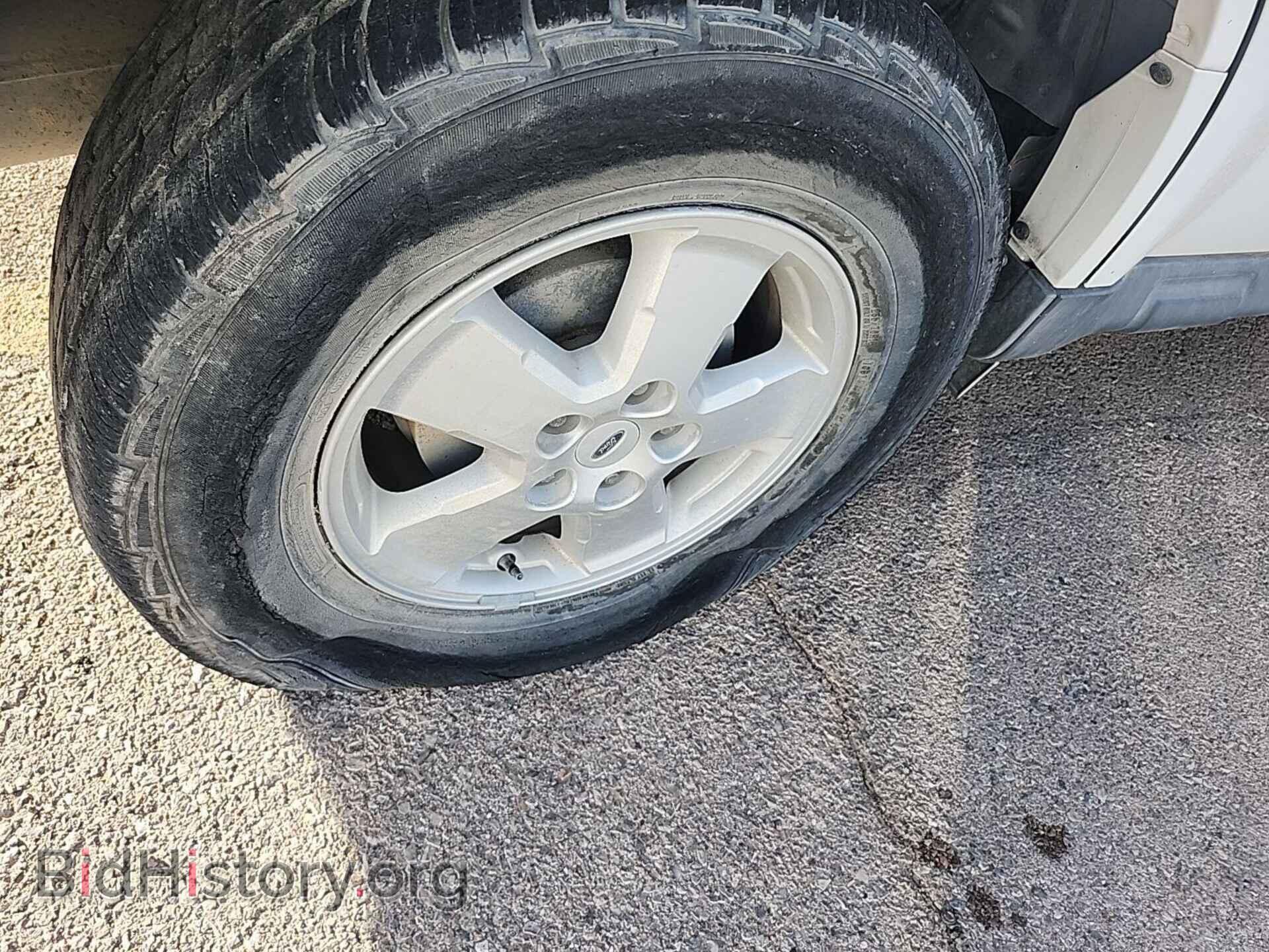 2010 FORD ESCAPE - VIN: 1FMCU0C78AKA68901 - Фото 9