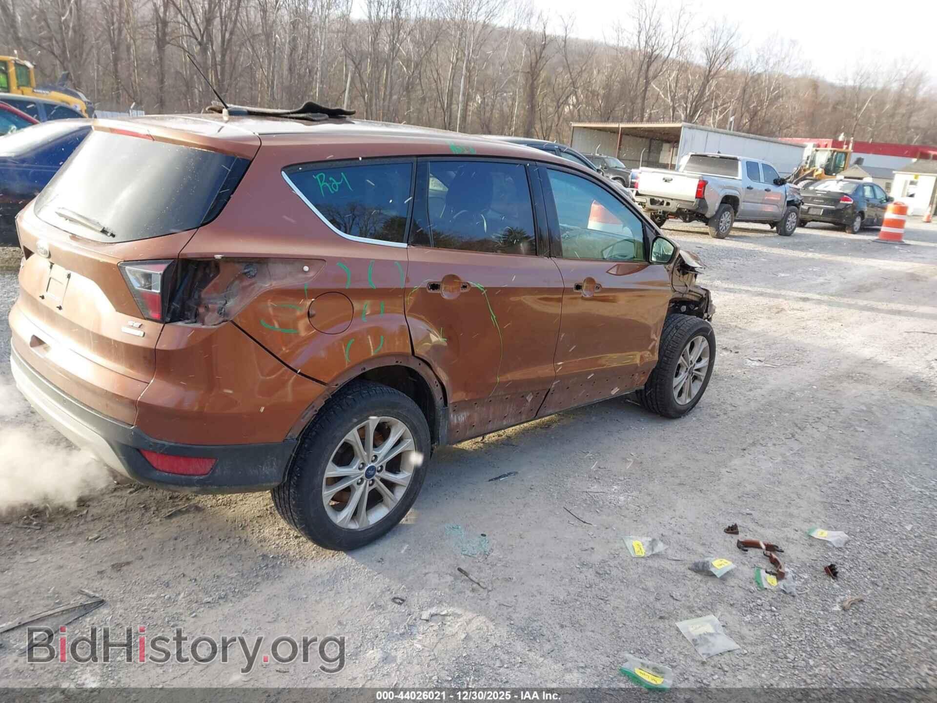 2017 FORD ESCAPE - VIN: 1FMCU0GD7HUC27986 - Photo 4