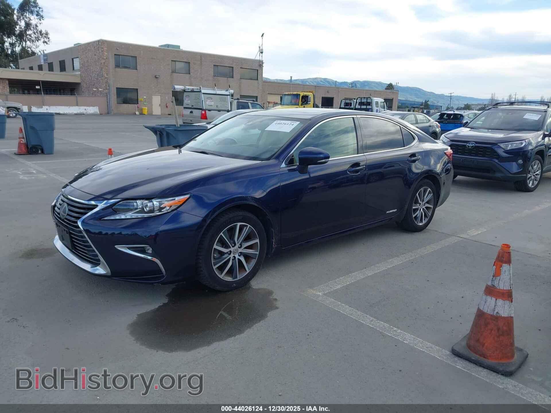 2016 LEXUS ES 300H - VIN: JTHBW1GG6G2101489 - Фото 2