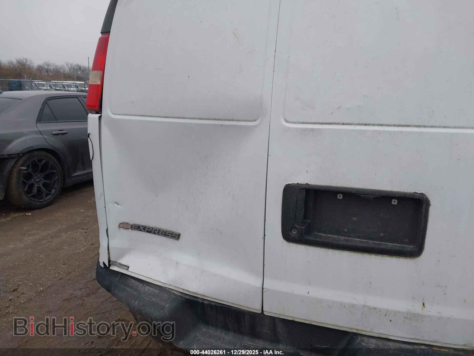 2013 CHEVROLET EXPRESS 2500 - VIN: 1GCWGFCA7D1128765 - Фото 17