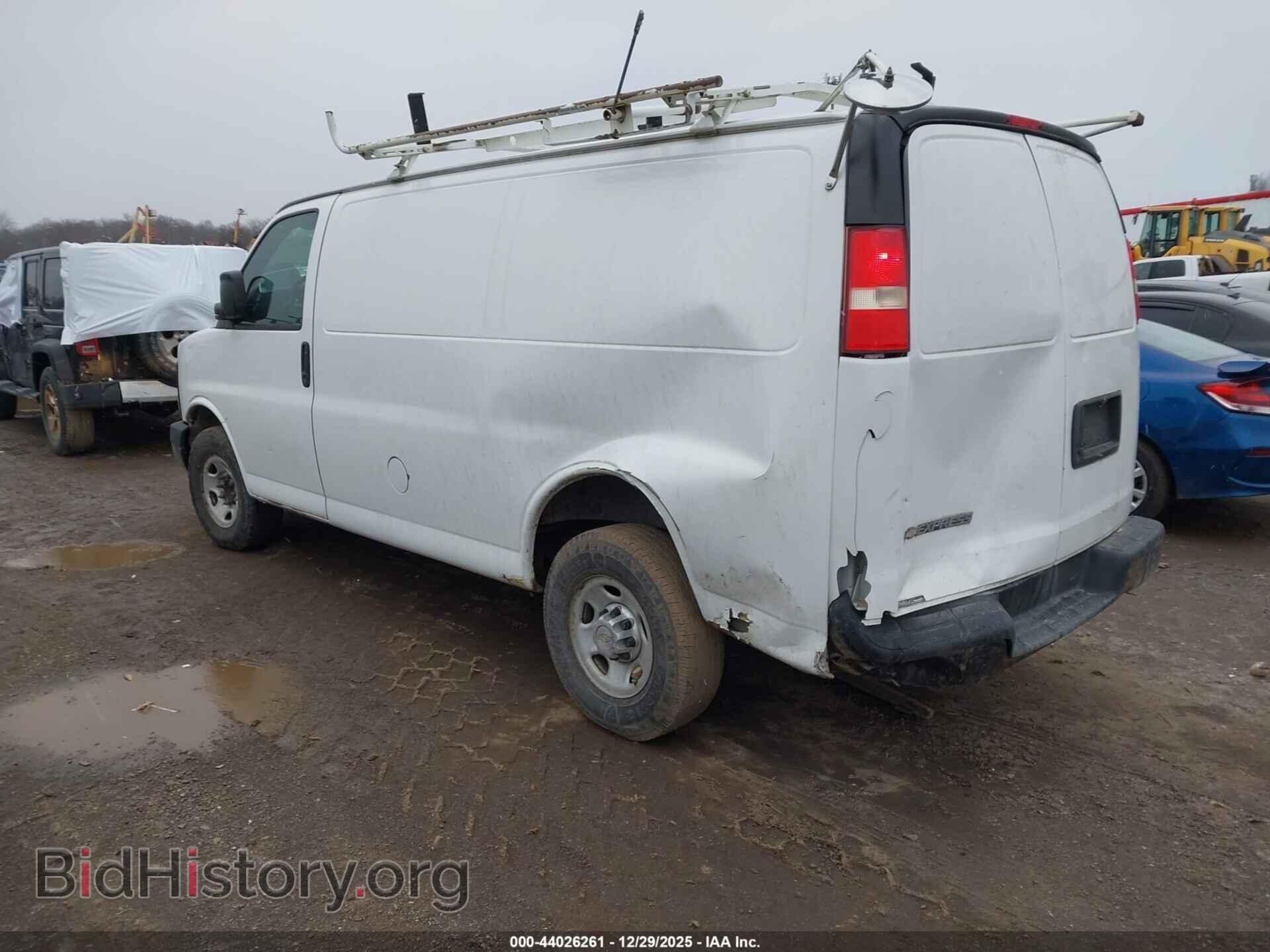 2013 CHEVROLET EXPRESS 2500 - VIN: 1GCWGFCA7D1128765 - Фото 3