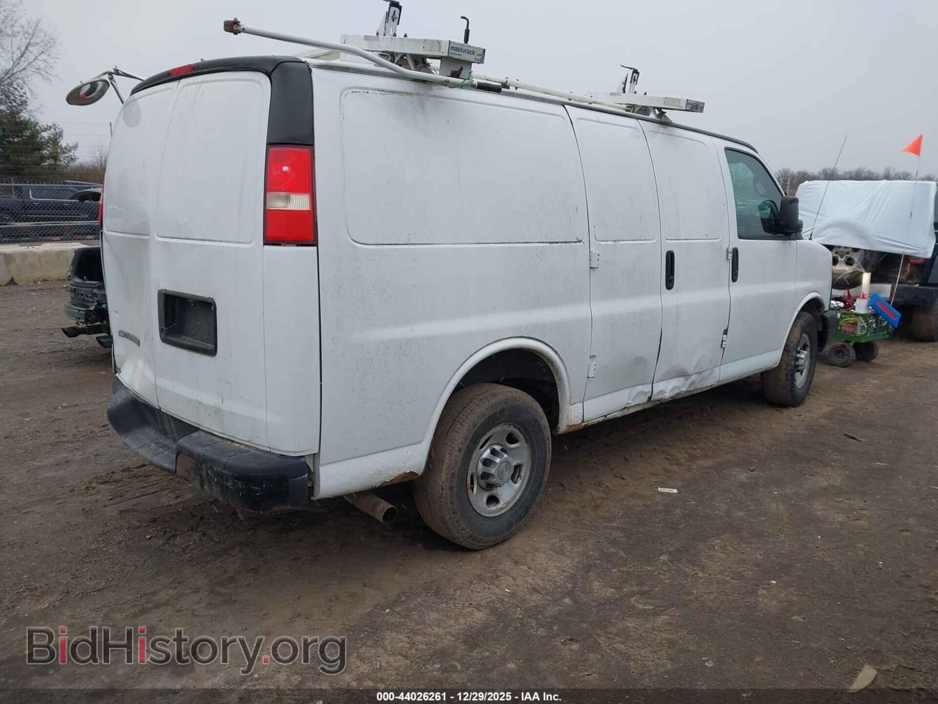 2013 CHEVROLET EXPRESS 2500 - VIN: 1GCWGFCA7D1128765 - Фото 4