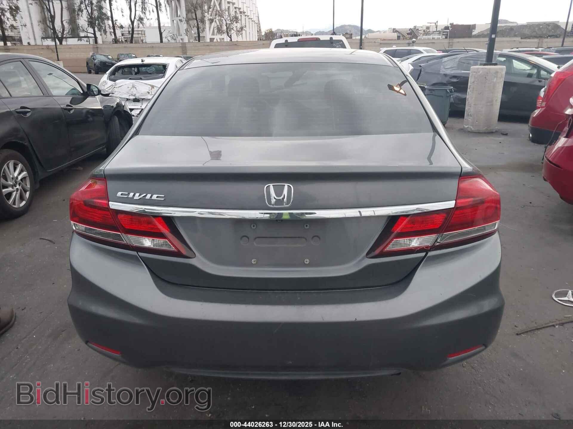2013 HONDA CIVIC - VIN: 19XFB2F57DE291872 - Фото 17