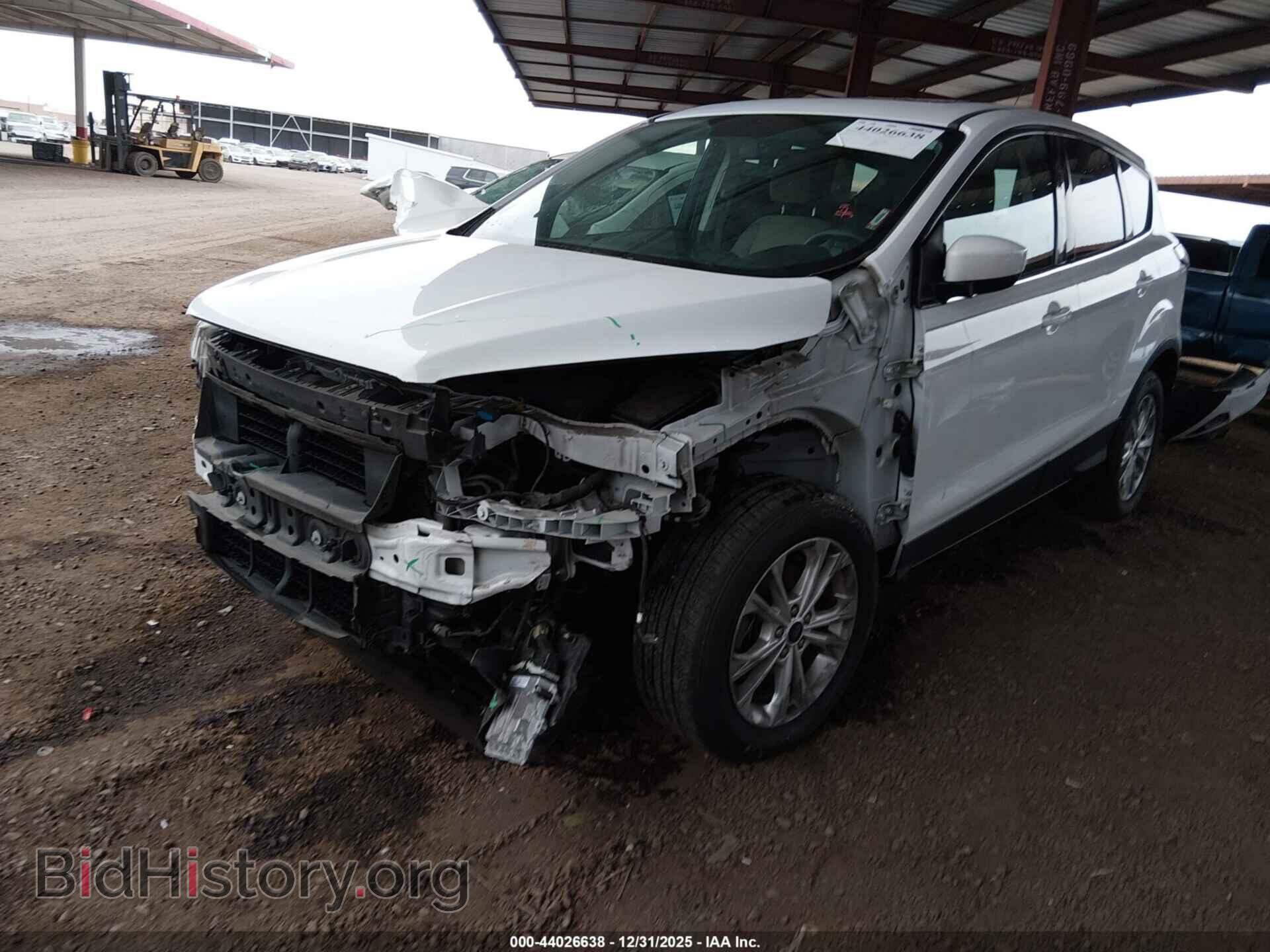 2017 FORD ESCAPE - VIN: 1FMCU0GD2HUE51148 - Фото 2