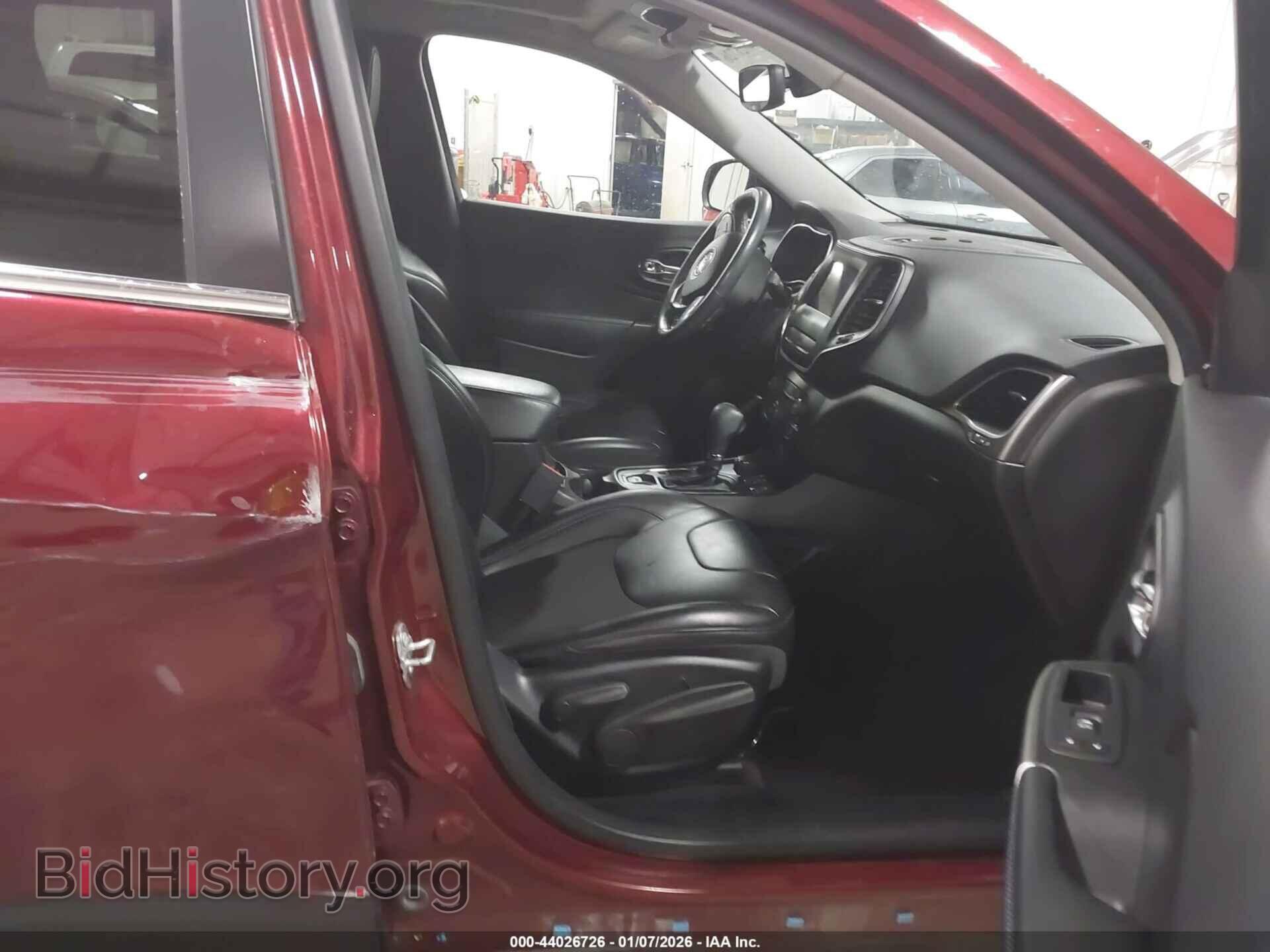 2019 JEEP CHEROKEE - VIN: 1C4PJMLB1KD252951 - Фото 5