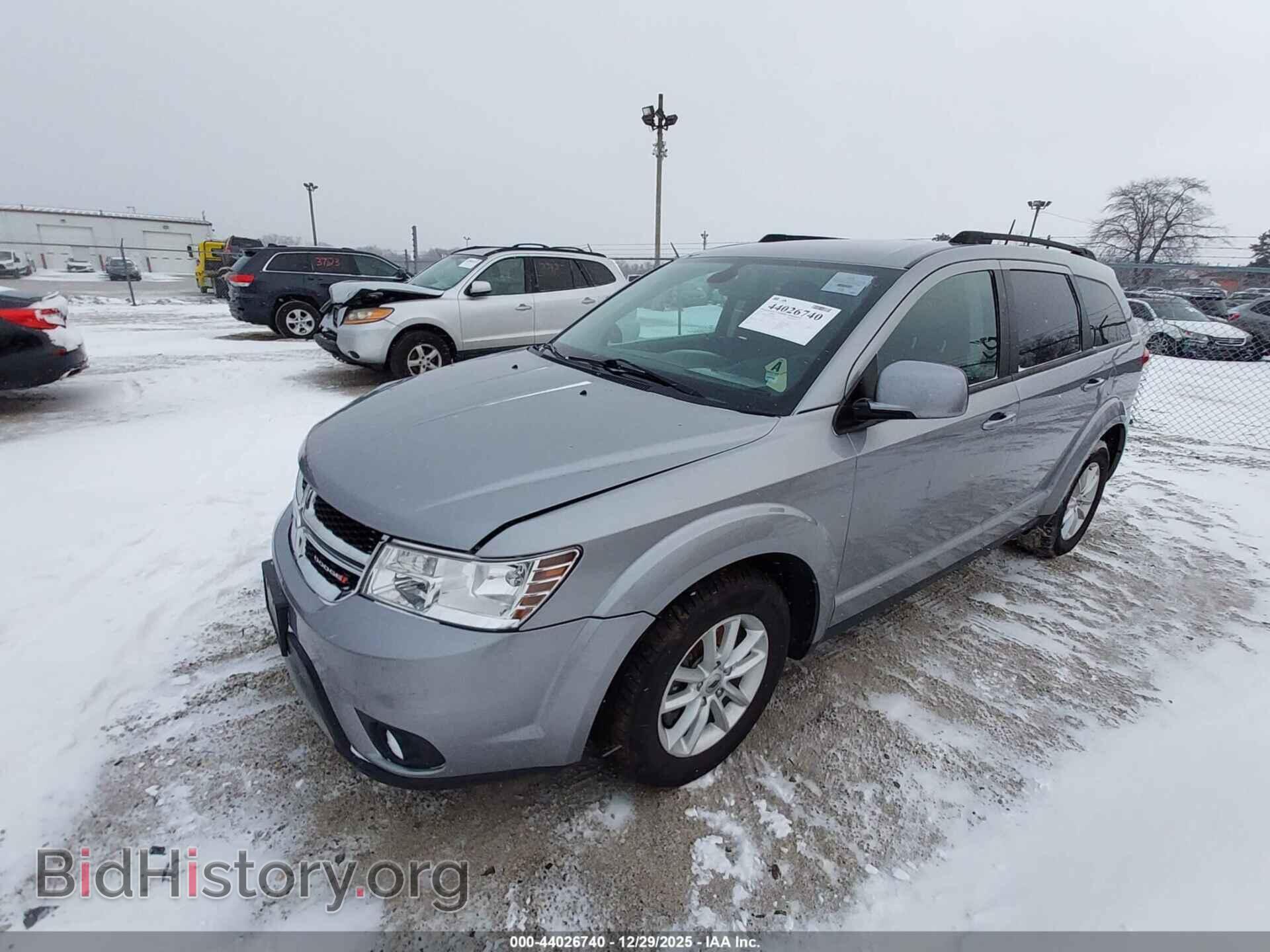 2019 DODGE JOURNEY - VIN: 3C4PDCBB1KT845061 - Photo 2