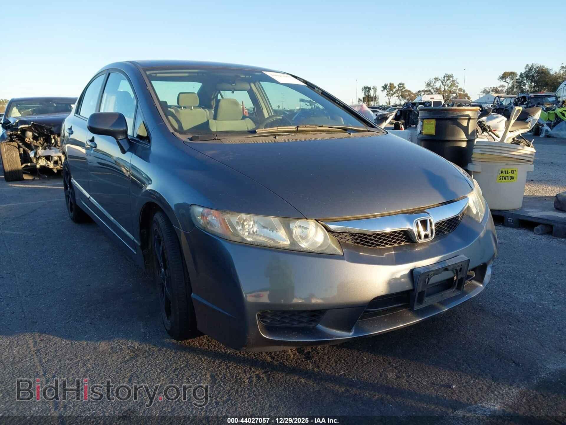 Photo 19XFA1F5XAE071408 - HONDA CIVIC 2010