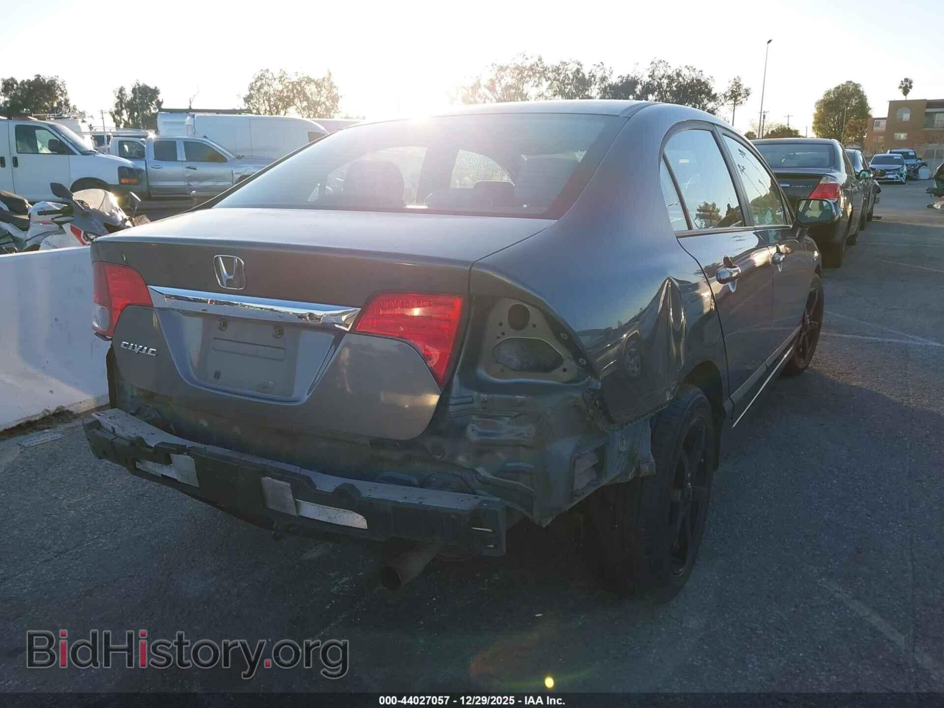 2010 HONDA CIVIC - VIN: 19XFA1F5XAE071408 - Фото 4